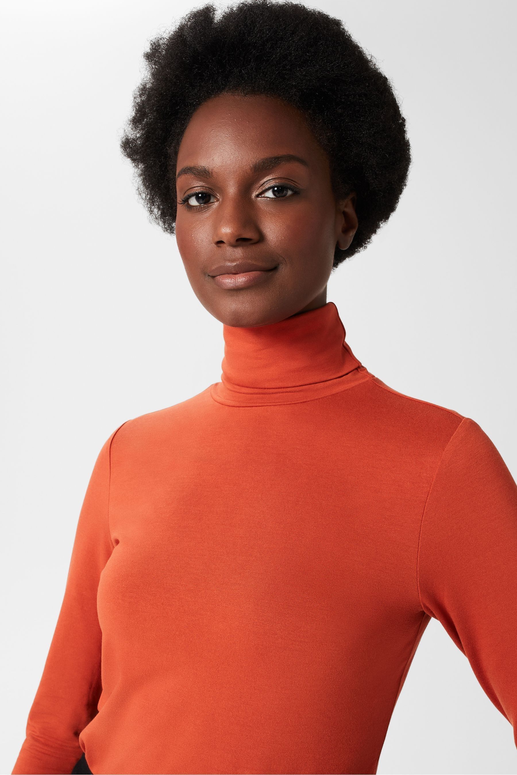 Hobbs roll neck outlet