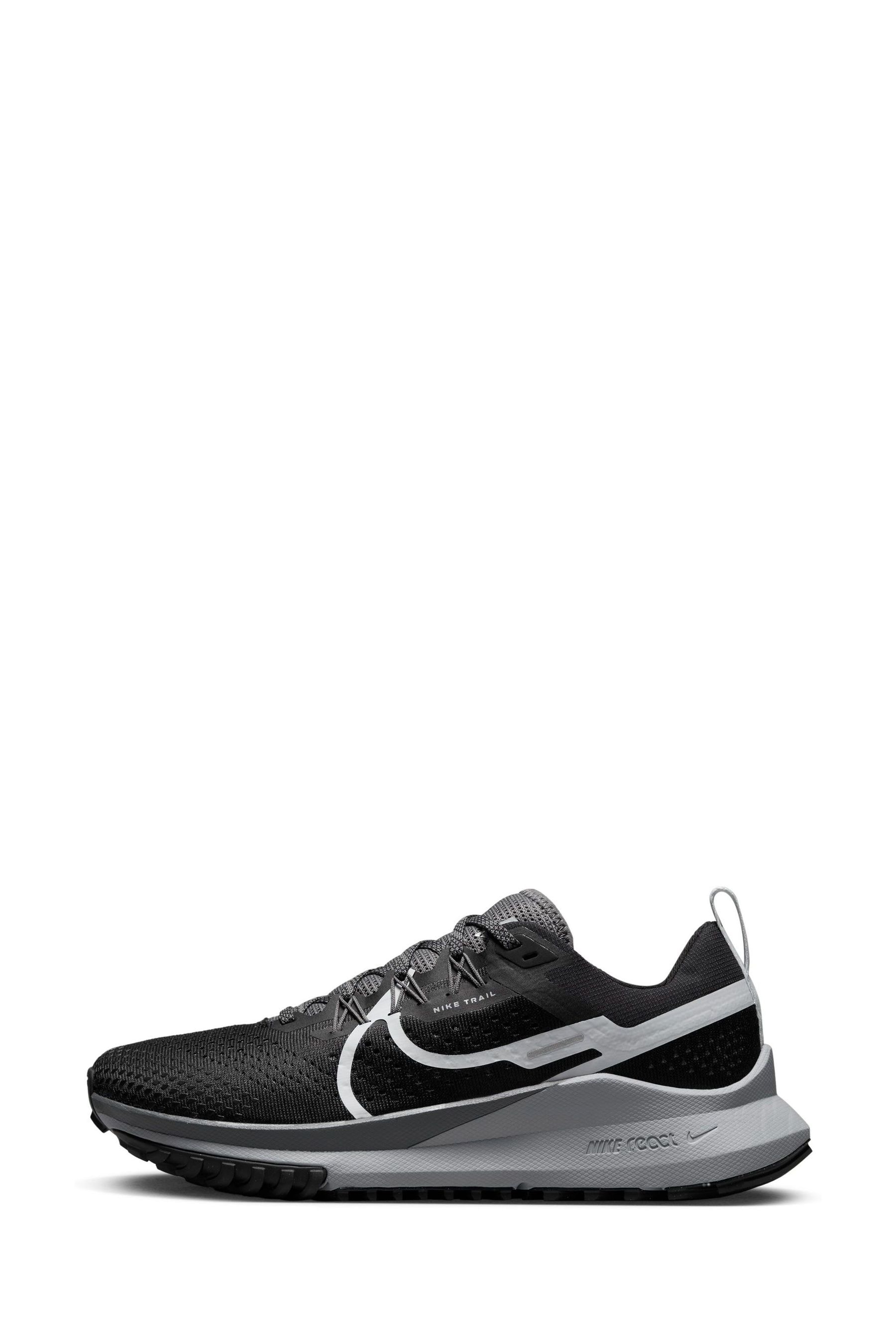 Nike free trainer 4.0 v2 mens black 2025