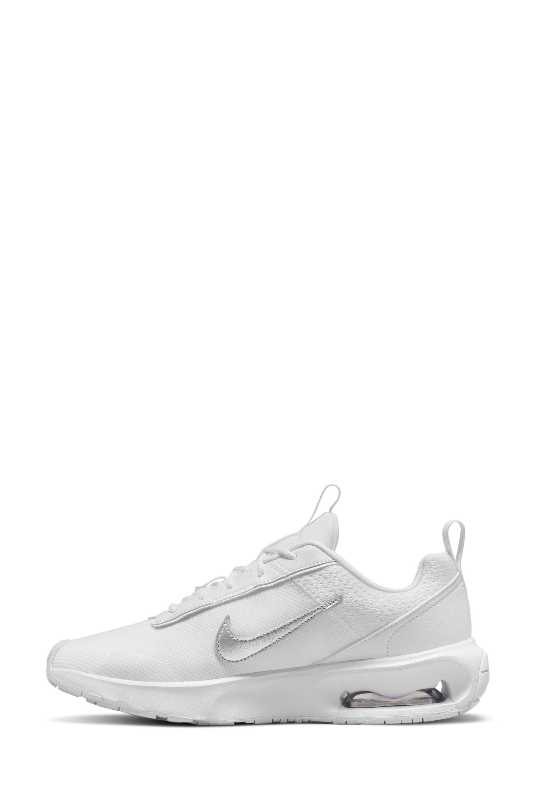 Nike white shop premium dia trainers
