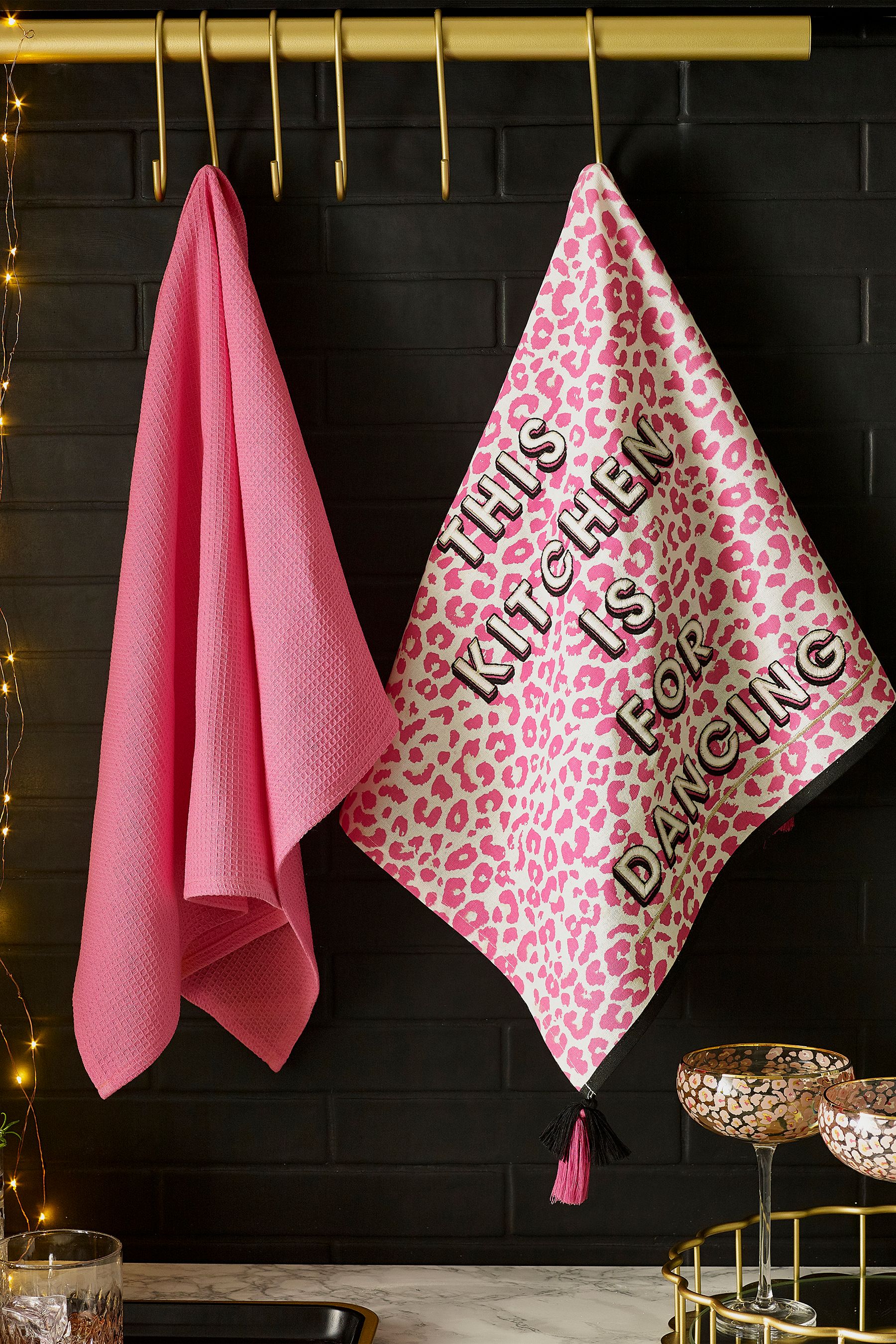 Pink sales leopard towels