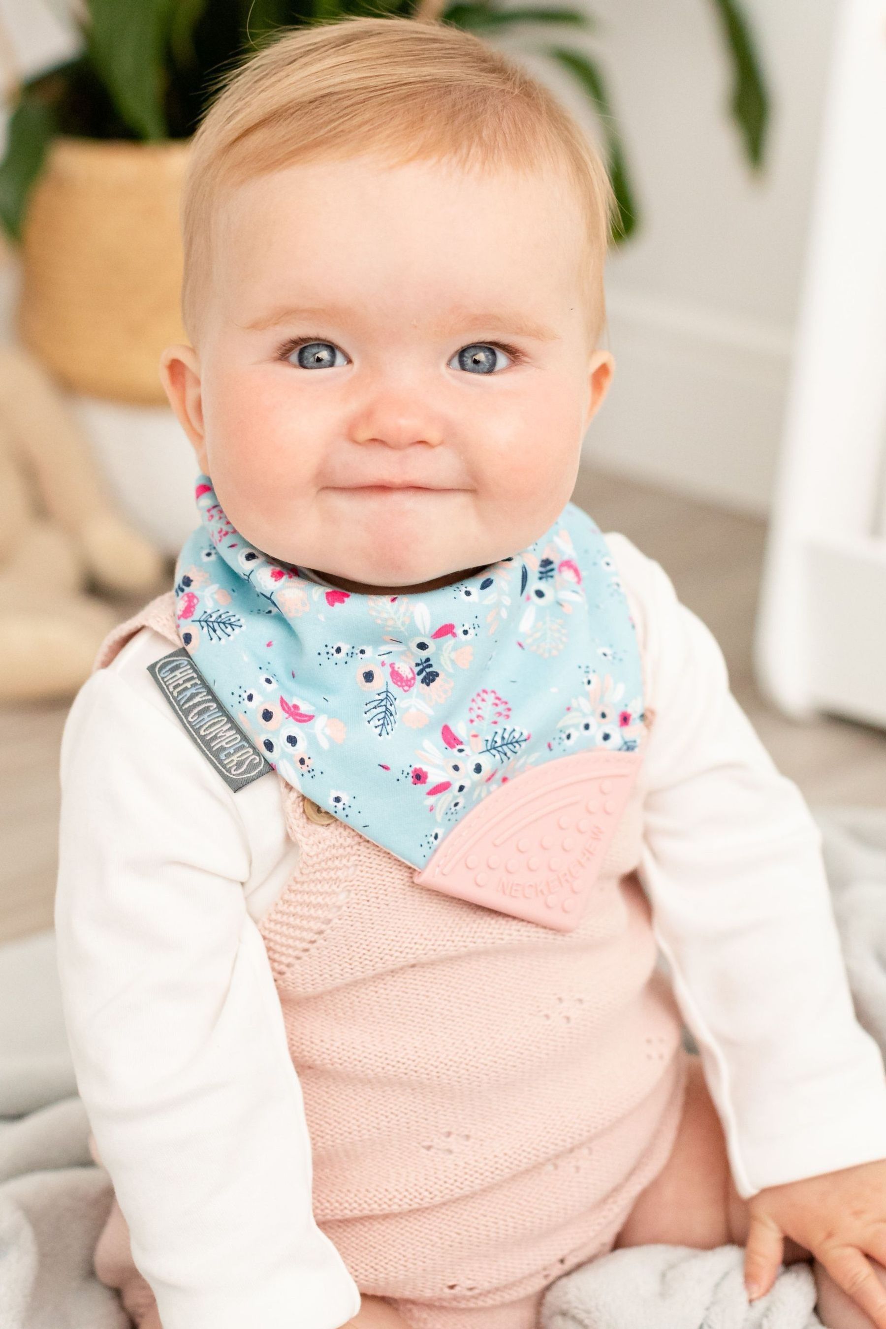 Bandana bibs girl top