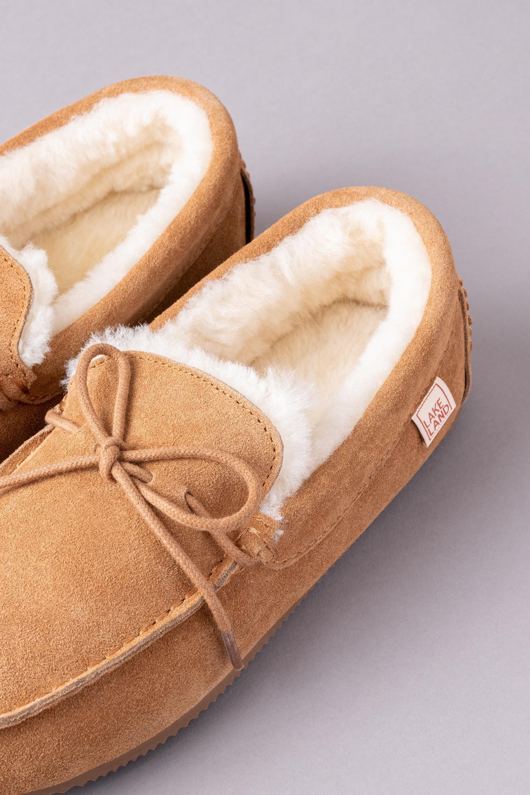 Mens shearling moccasin discount slippers