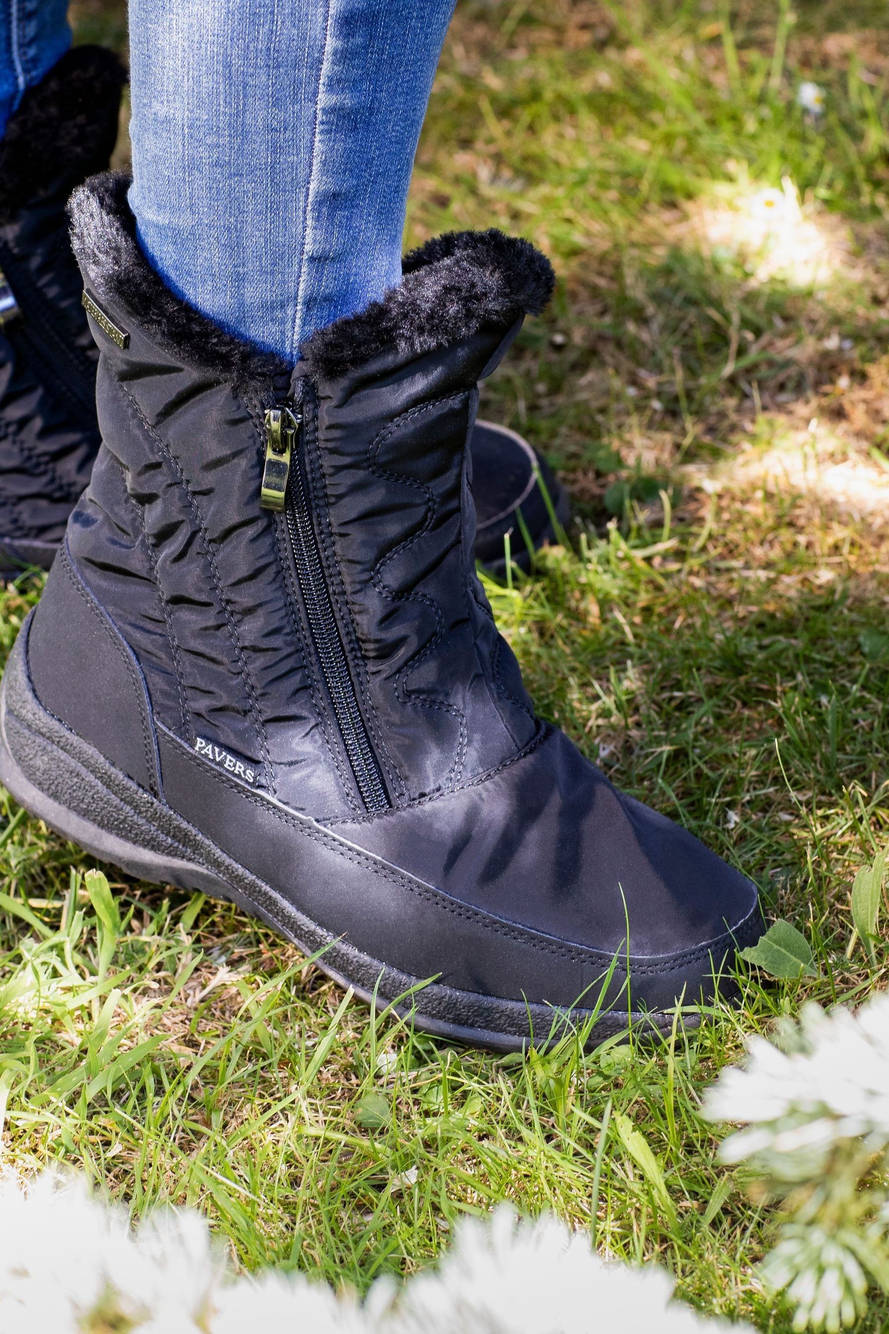 Pavers waterproof shop boots