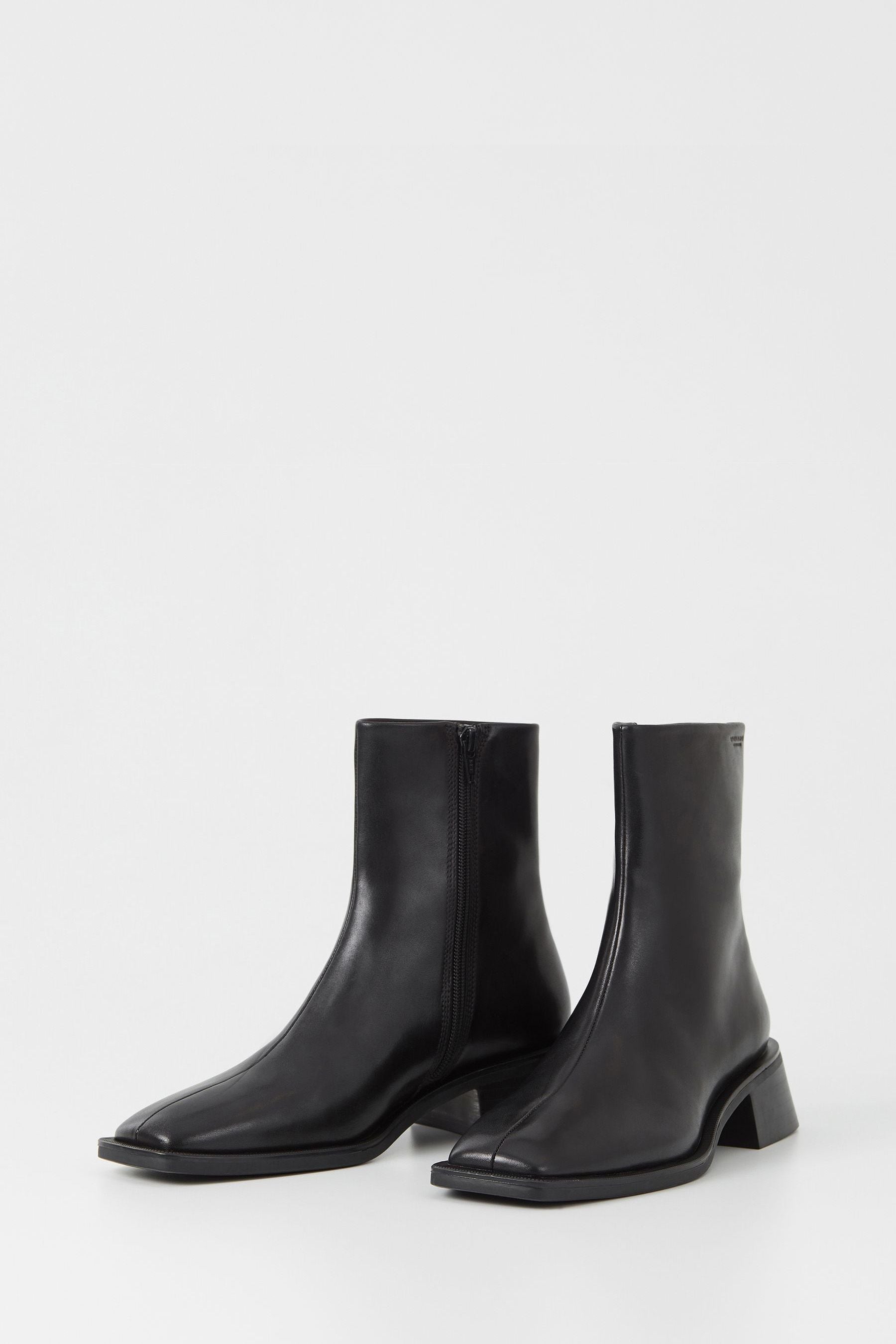 Buy Vagabond Shoemakers Blanca Plain Ankle Black Boots from the