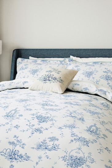 V&A Blue Garden Of Love Duvet Cover and Pillowcase Set