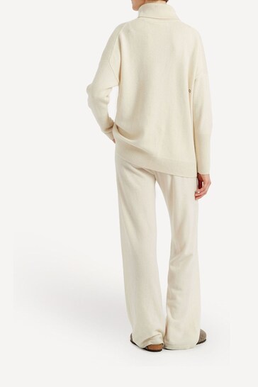 Chinti & Parker Relaxed Cream Pure Cashmere jumpers