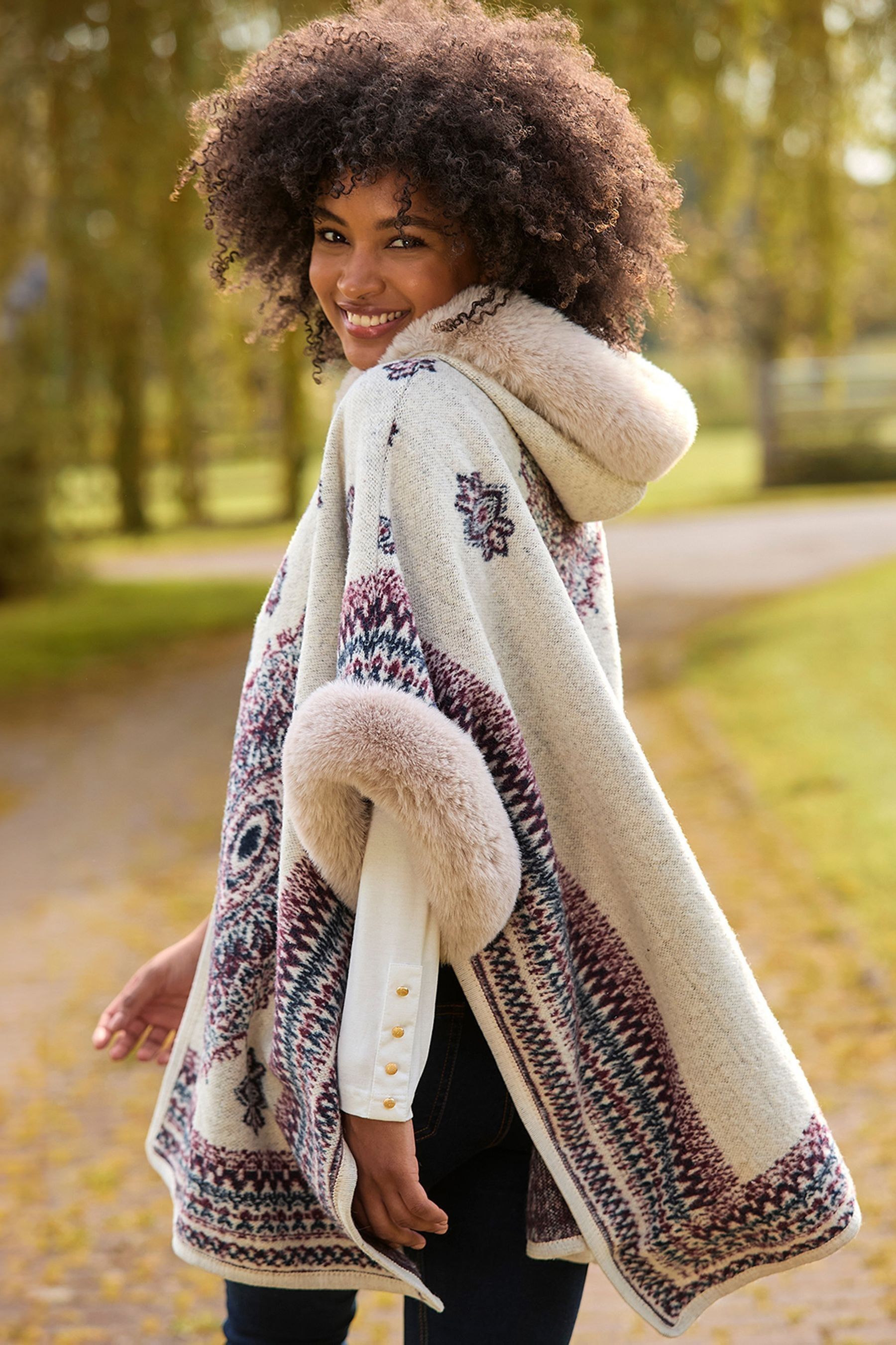 Faux fur trim hooded cape hotsell