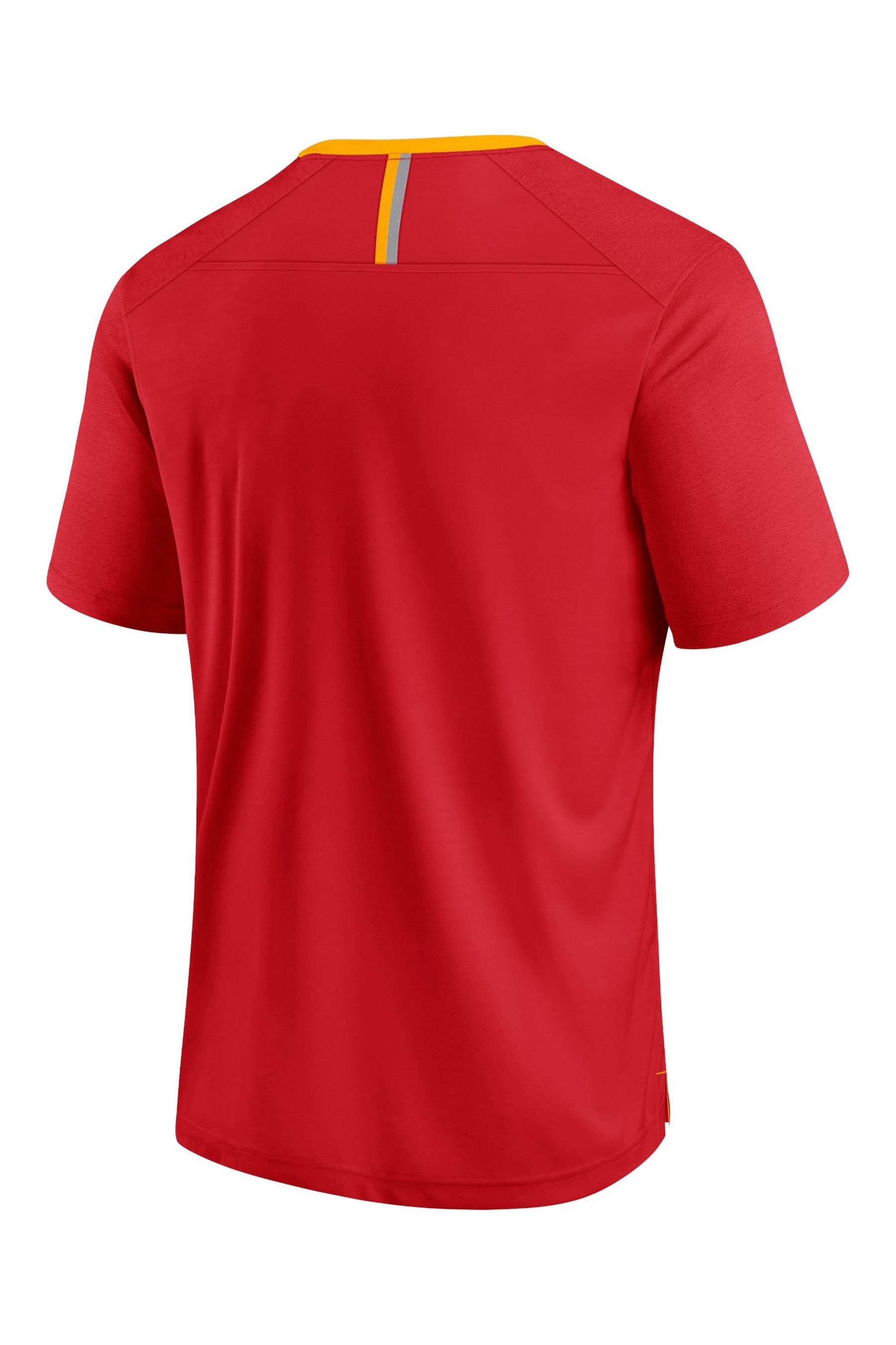 Buy Fanatics Red NFL Kansas City Chiefs Defender Fade Dot Slant T Shirt from the Next UK online shop