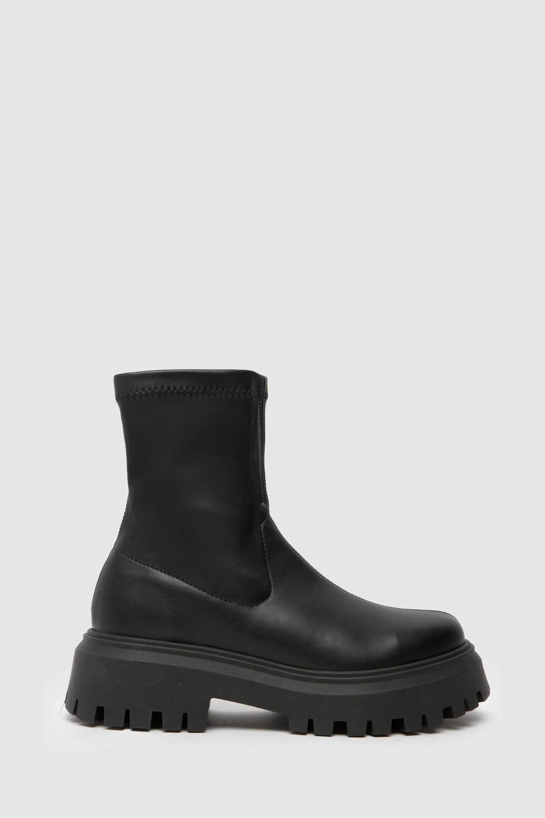 Black ankle boots schuh hot sale