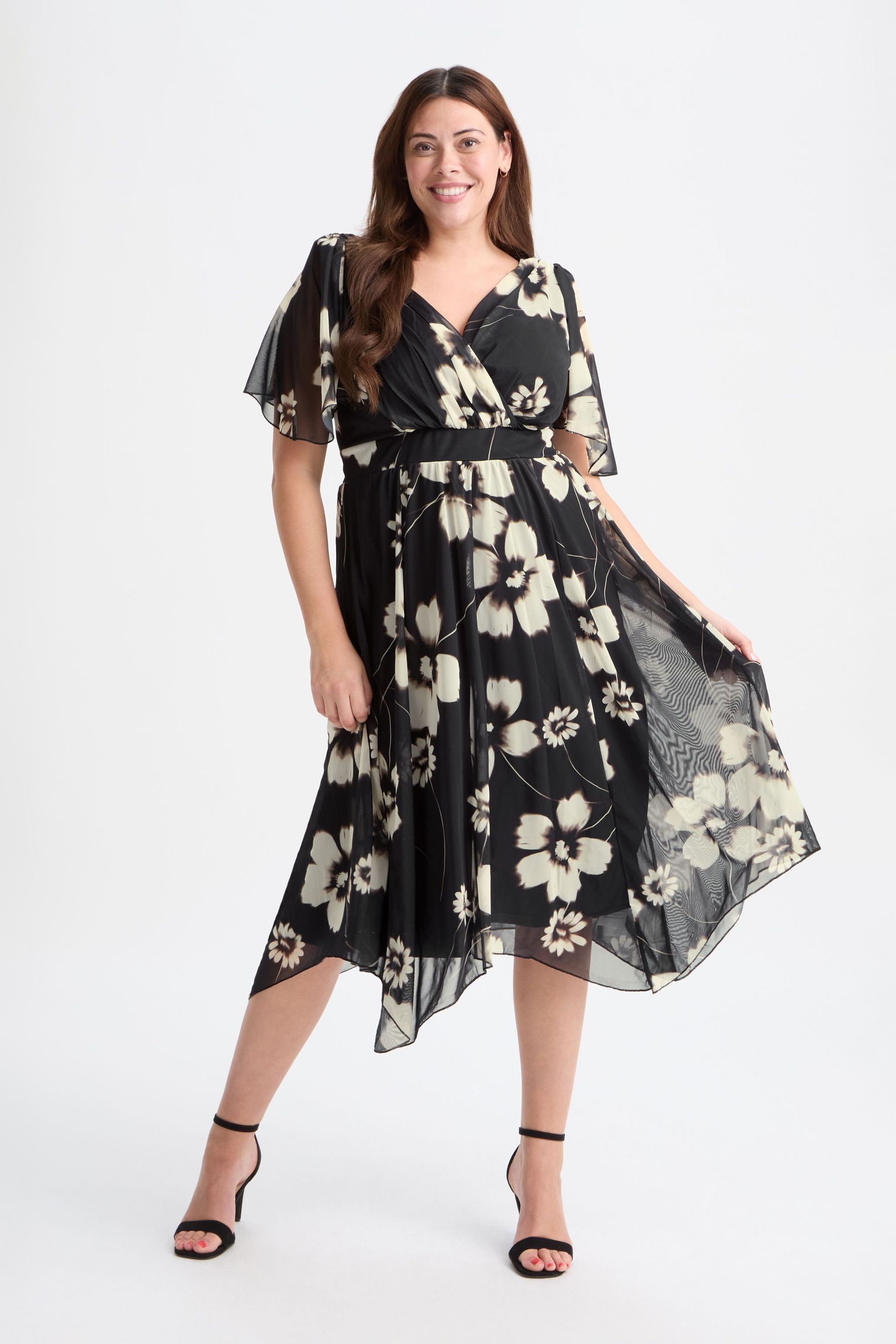 Black and wine dress shop