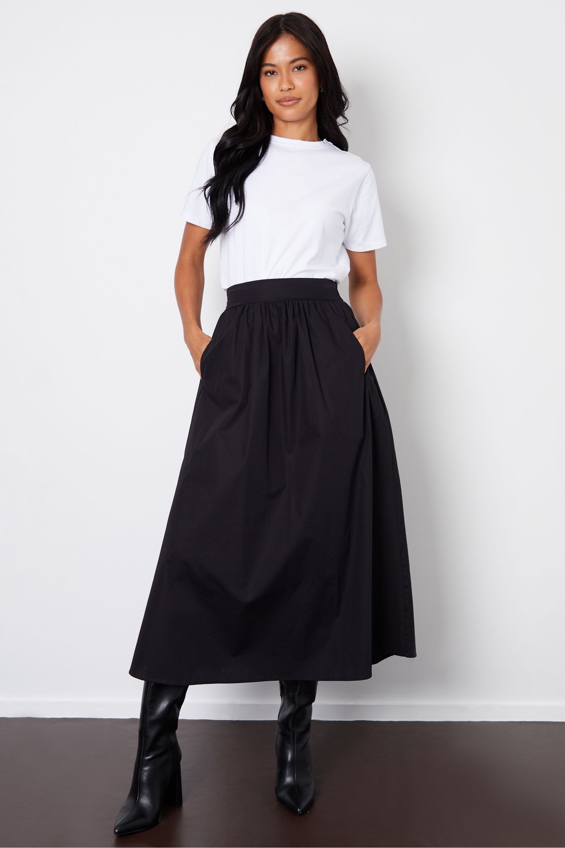 Black maxi skirt with pockets clearance