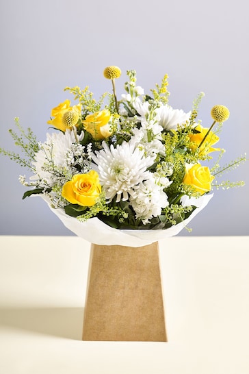 Yellow Chrysanthemum and Rose Fresh Flower Bouquet in Gift Bag