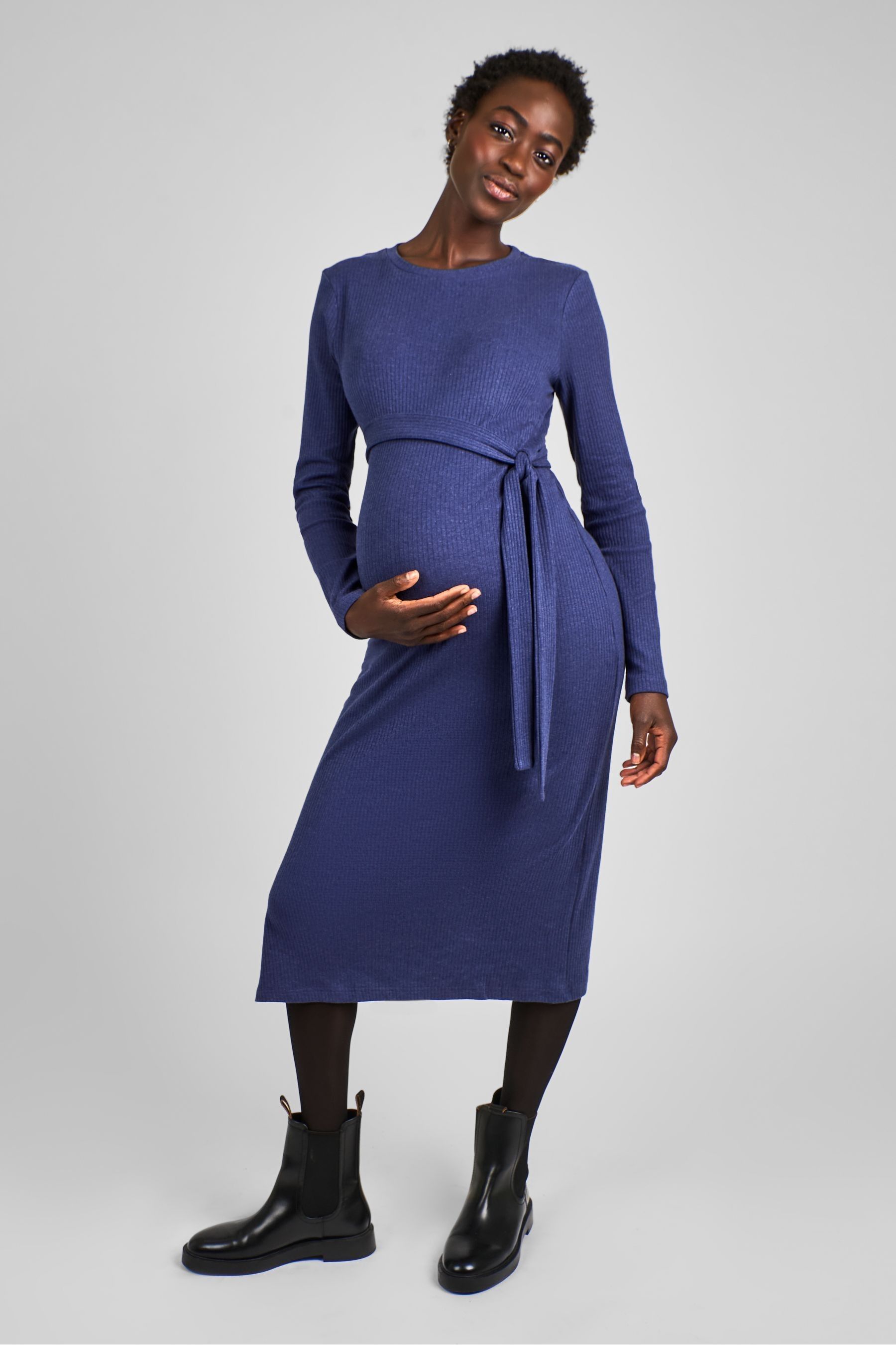 Bebe maternity dress shop