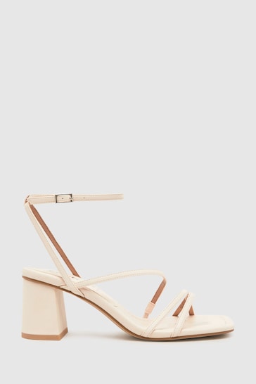 Schuh Sully Strappy Block Brown Heels