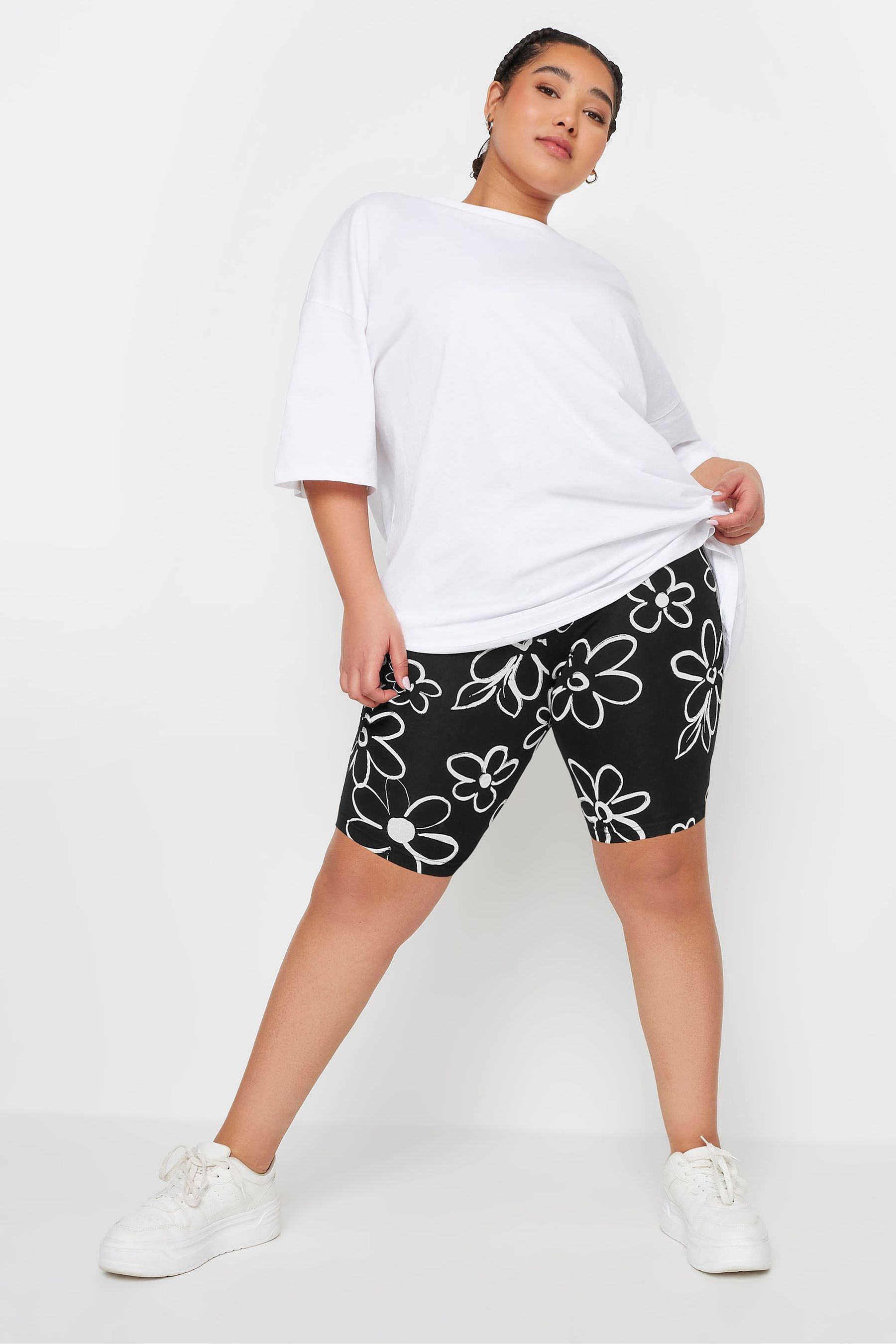 Black floral shorts top