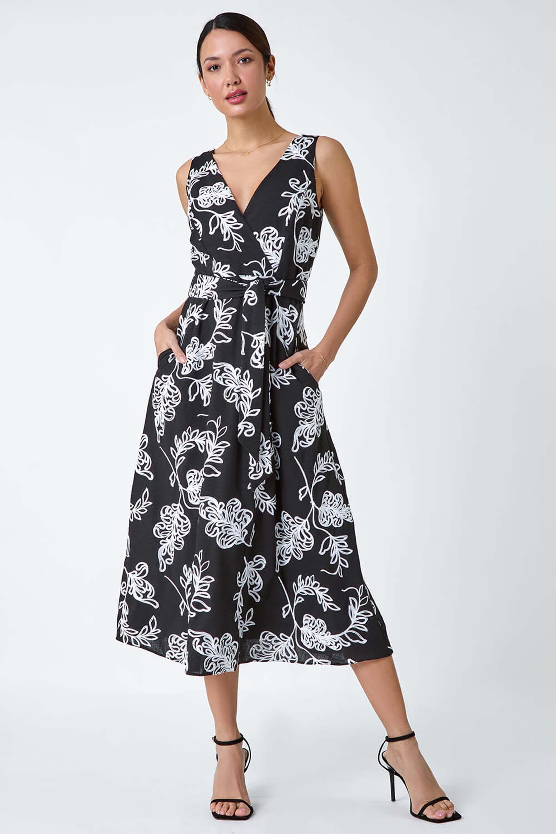 Black floral embroidered dress 2025