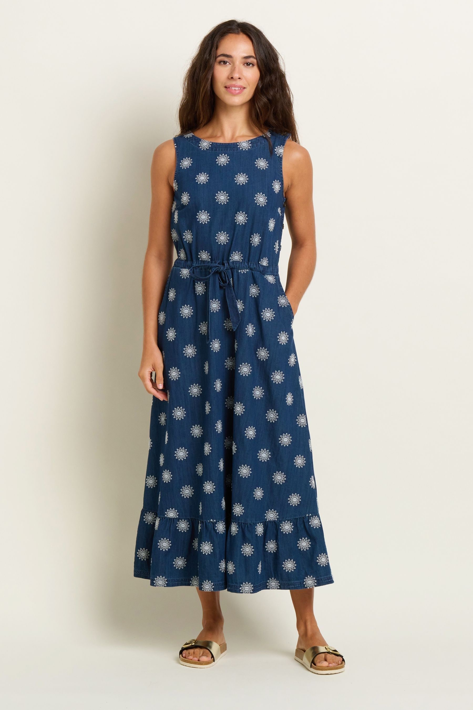 Brakeburn Blue 100 Cotton Daisy Denim Embroidered Maxi Dress