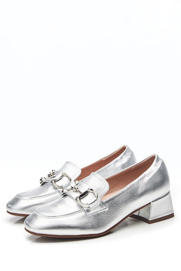 Moda in Pelle Silver Fenet Soft Square Toe Heeled Snaffle Trim Loafers