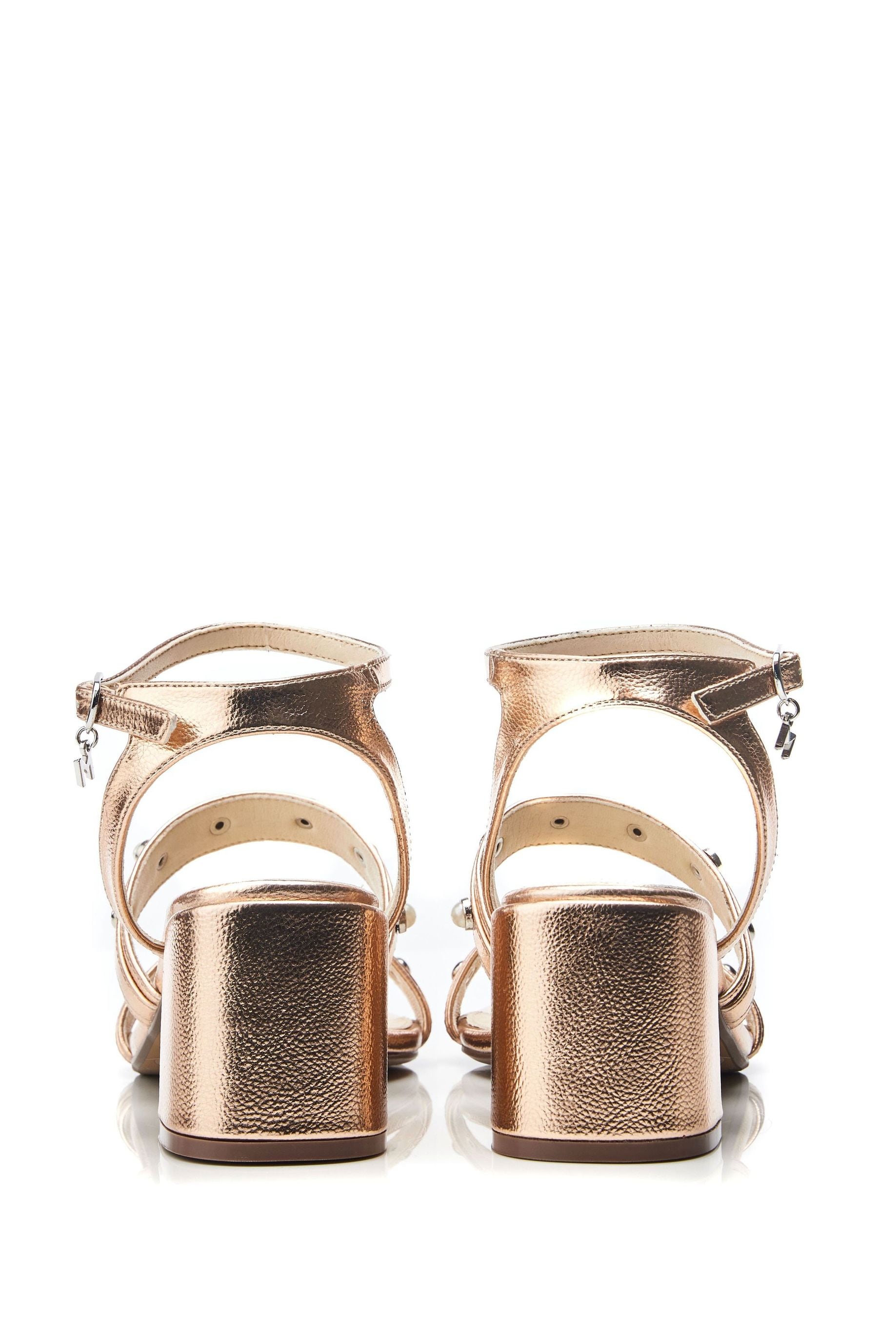 Pearl zone sandals shop