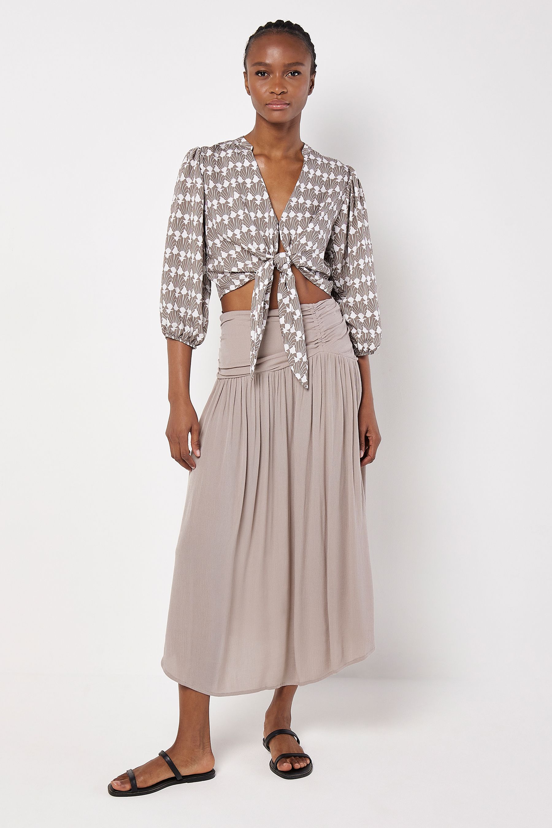 Apricot Brown Wide Band Curved Hem Midi Skirt