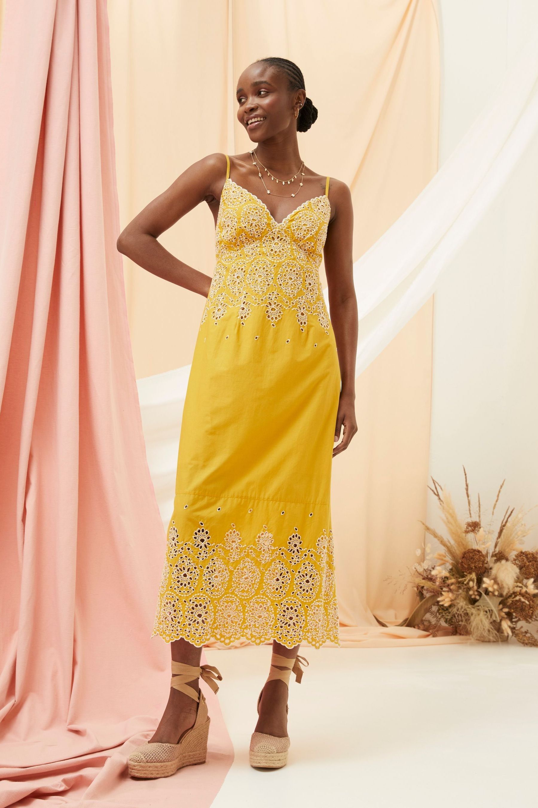 Daisy broderie dress online
