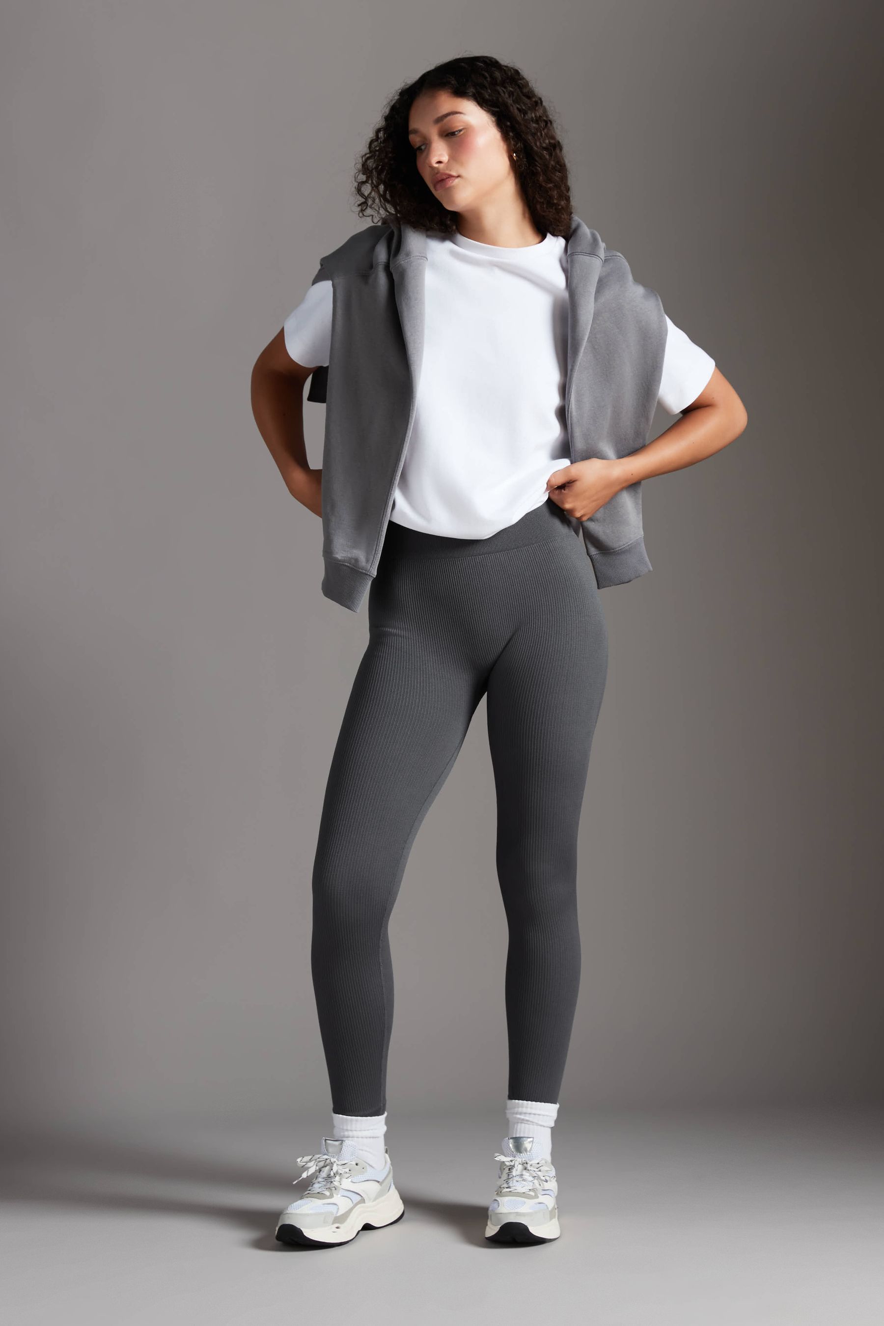 Ecru leggings top