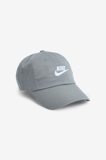 Nike Grey Club Unstructured Futura Wash Cap