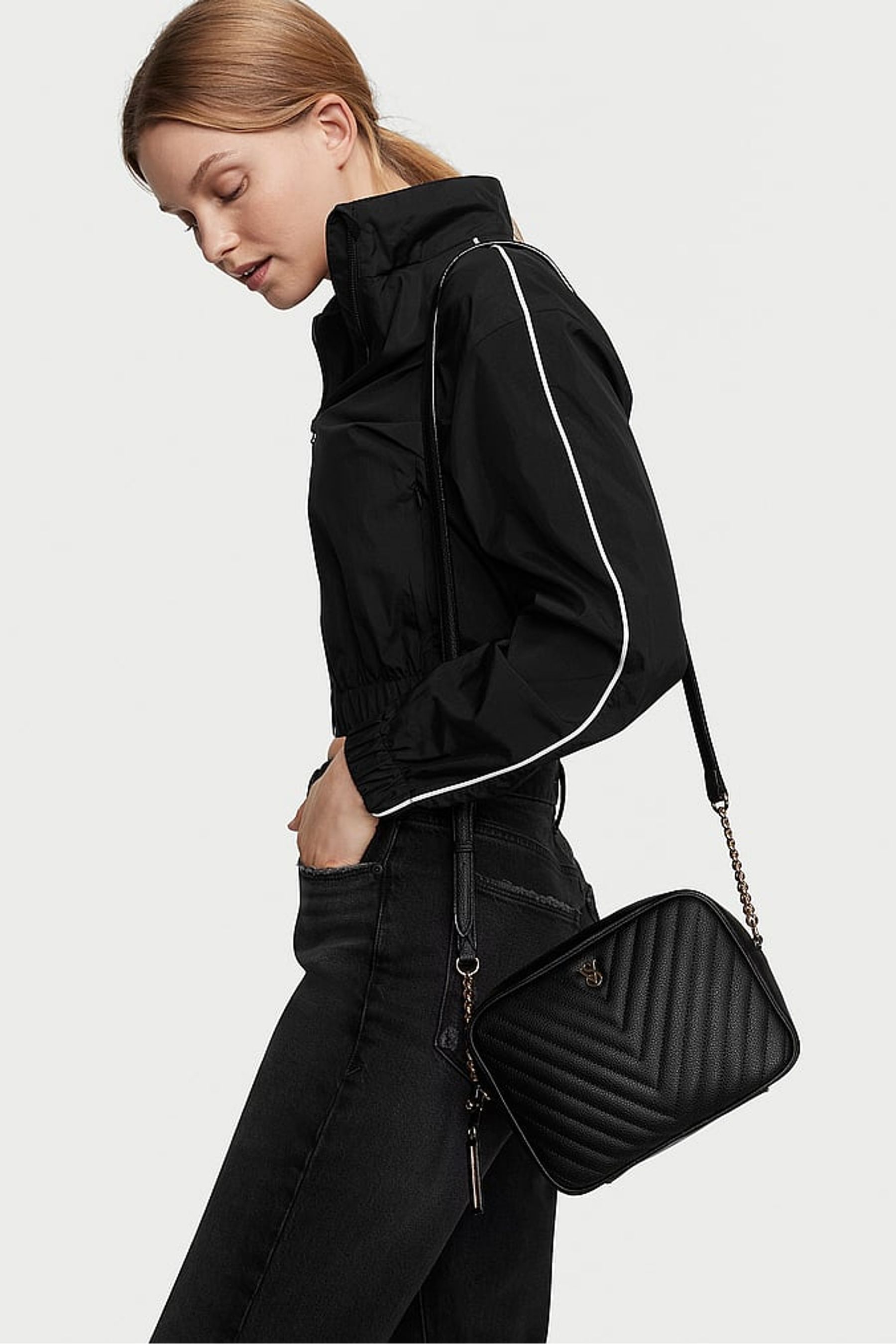 Black crossbody wallet best sale