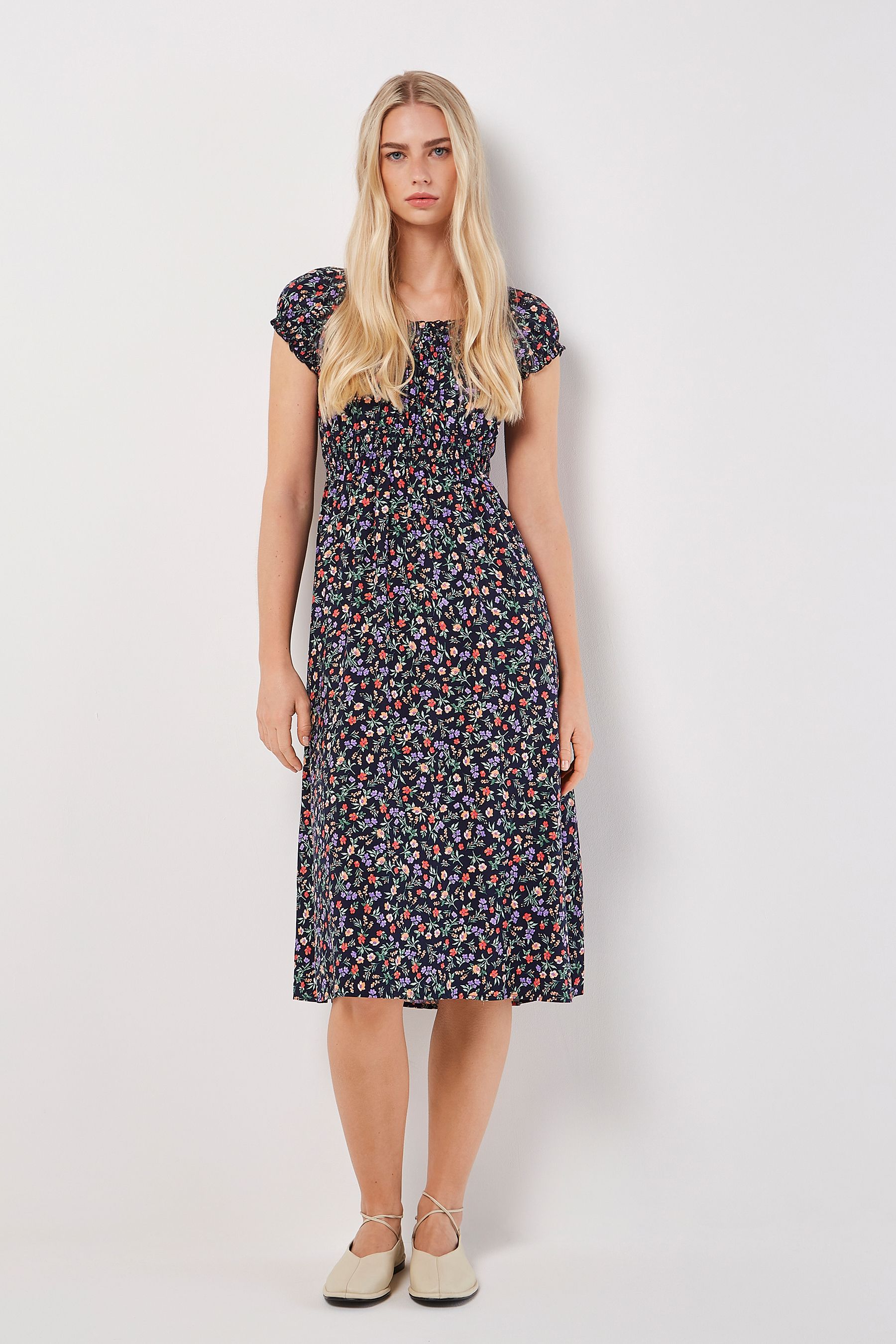 Milkmaid midi dress 2025