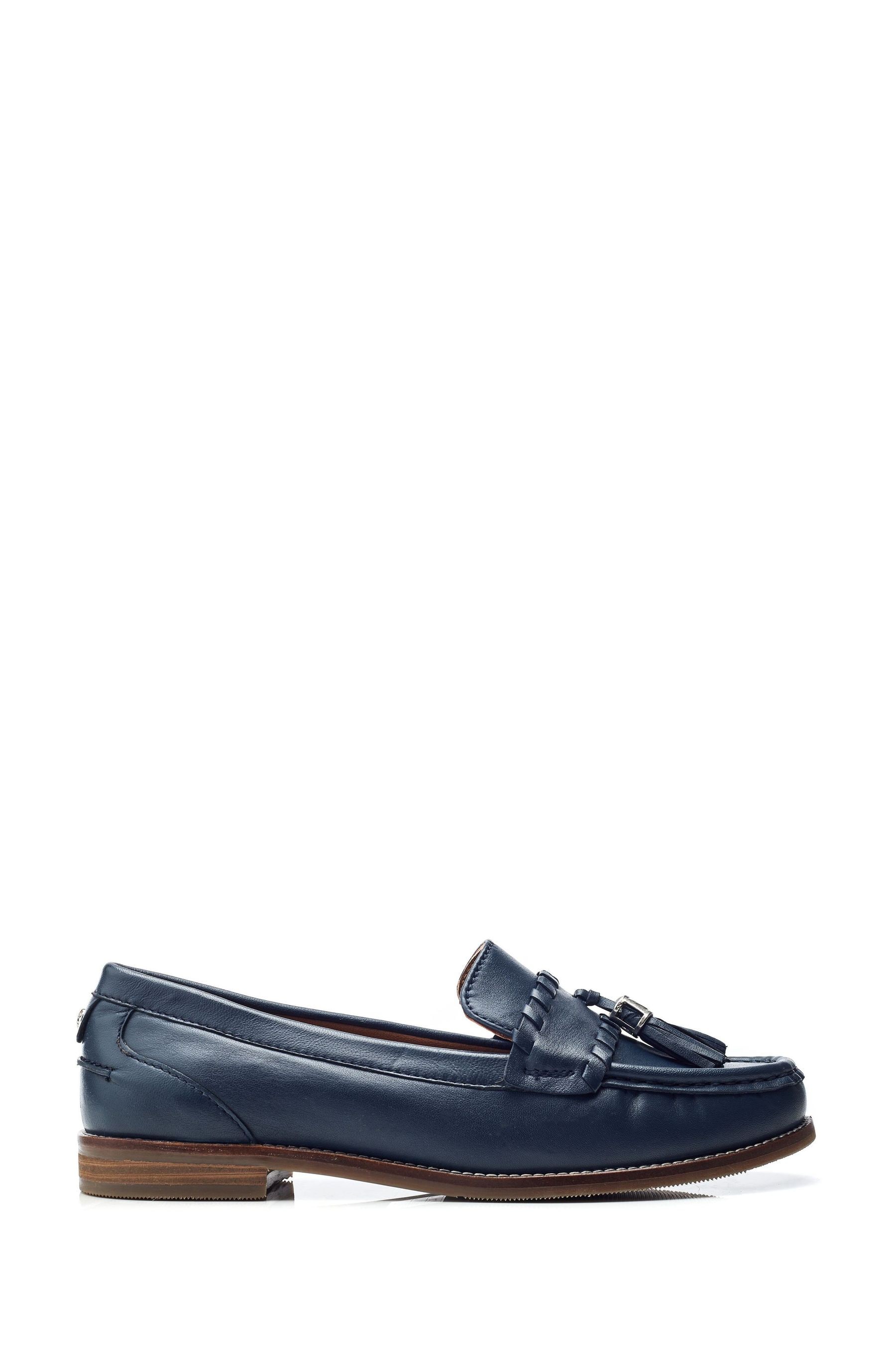 Flat boat shoes on sale