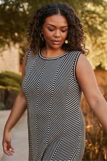Live Unlimited Curve Chevron Knitted Black Dress