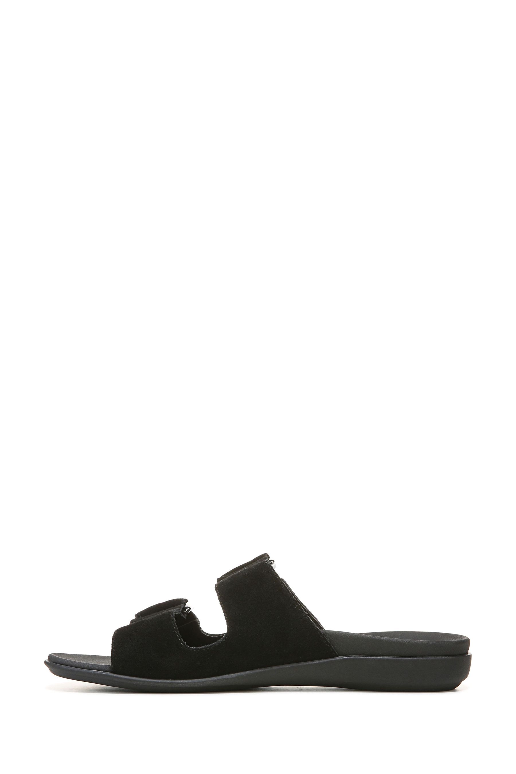 Vionic waterproof sandals discount