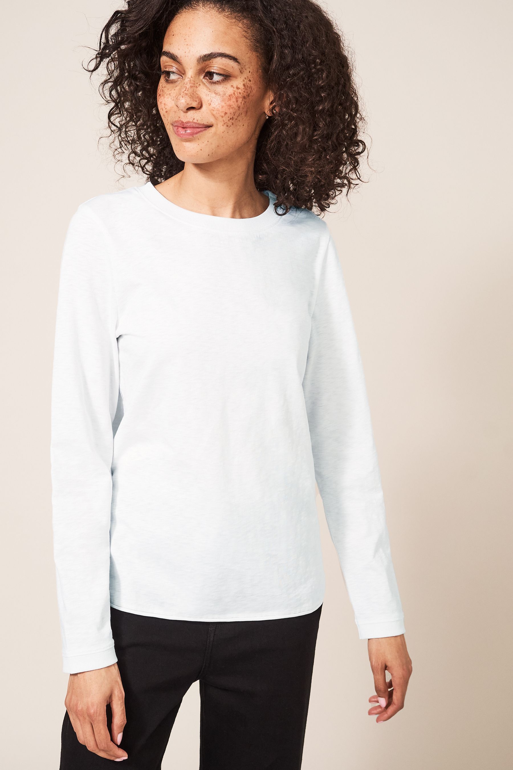 white plain long sleeve top
