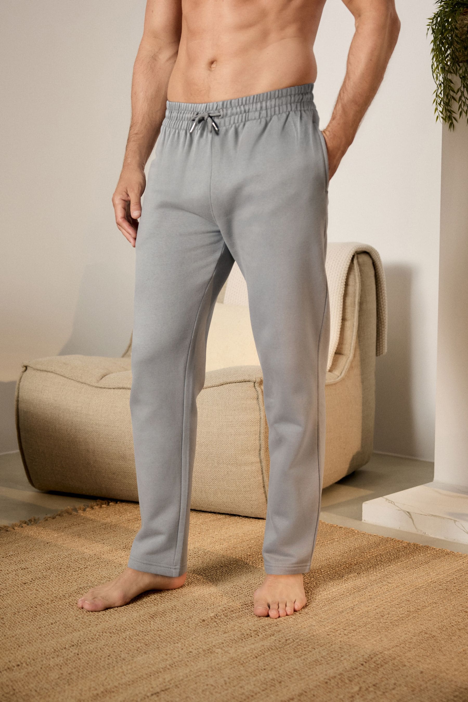 Open hotsell hem joggers
