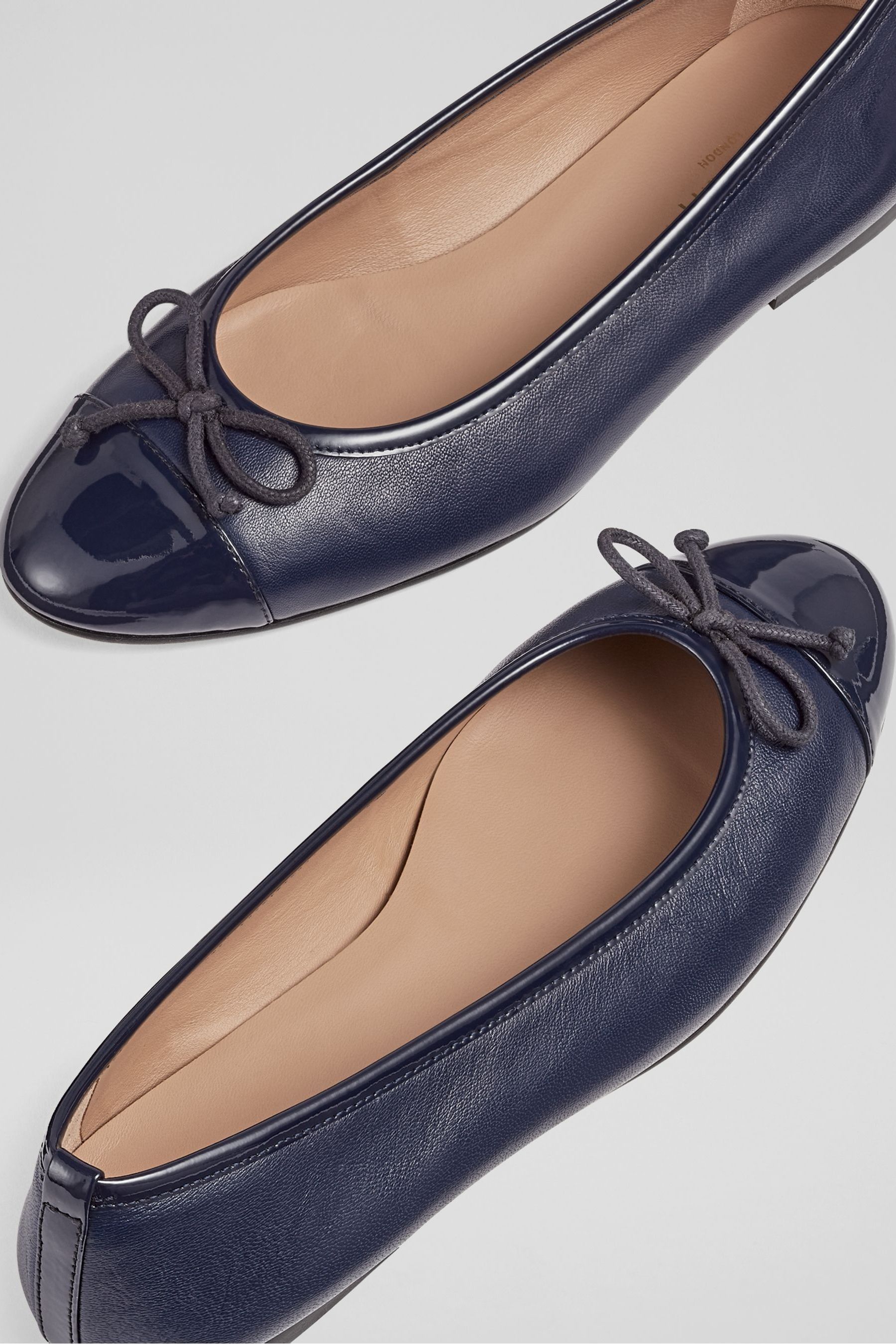 Navy ballerina sales pumps uk