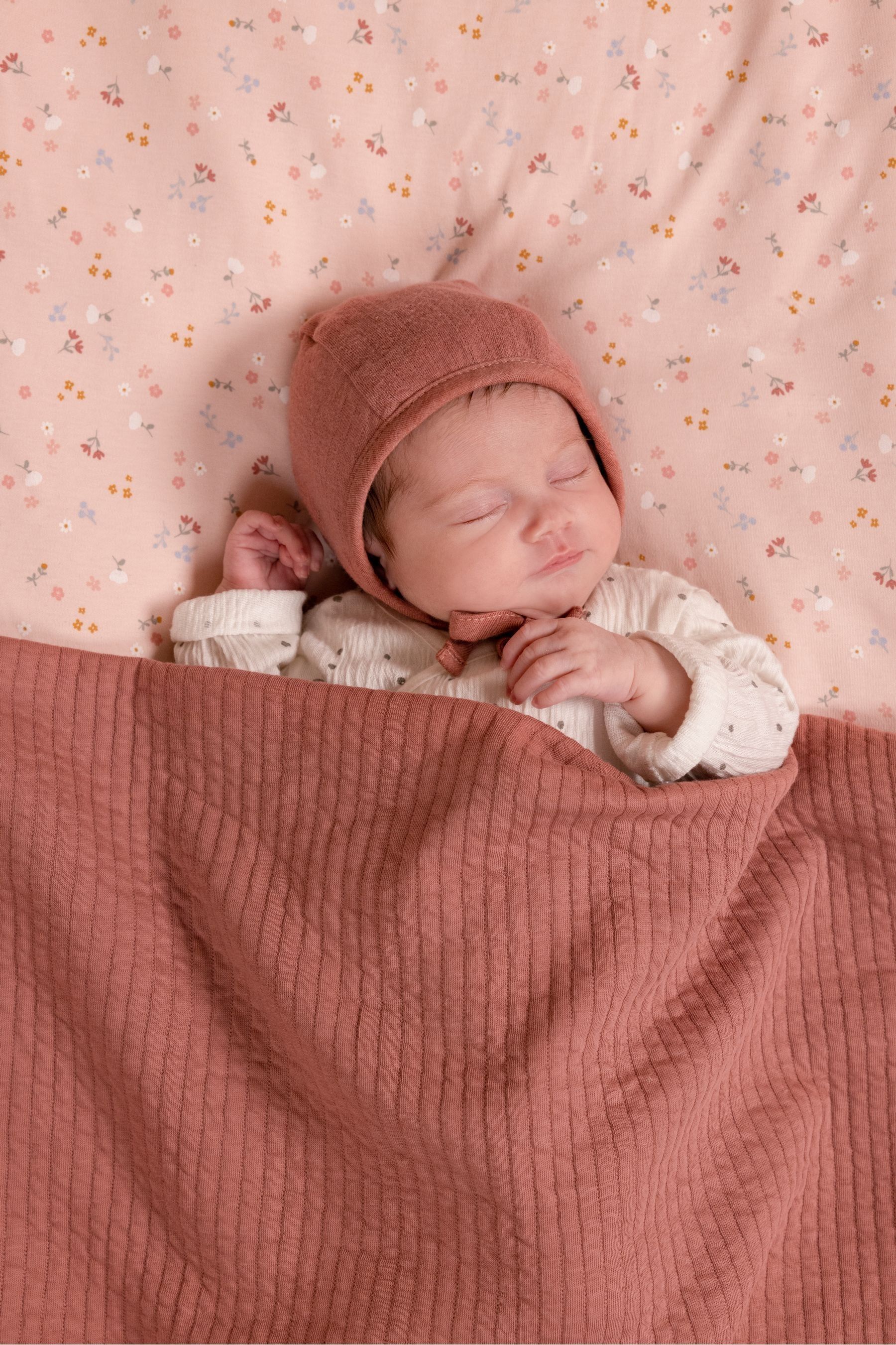 Baby bassinet blanket sale