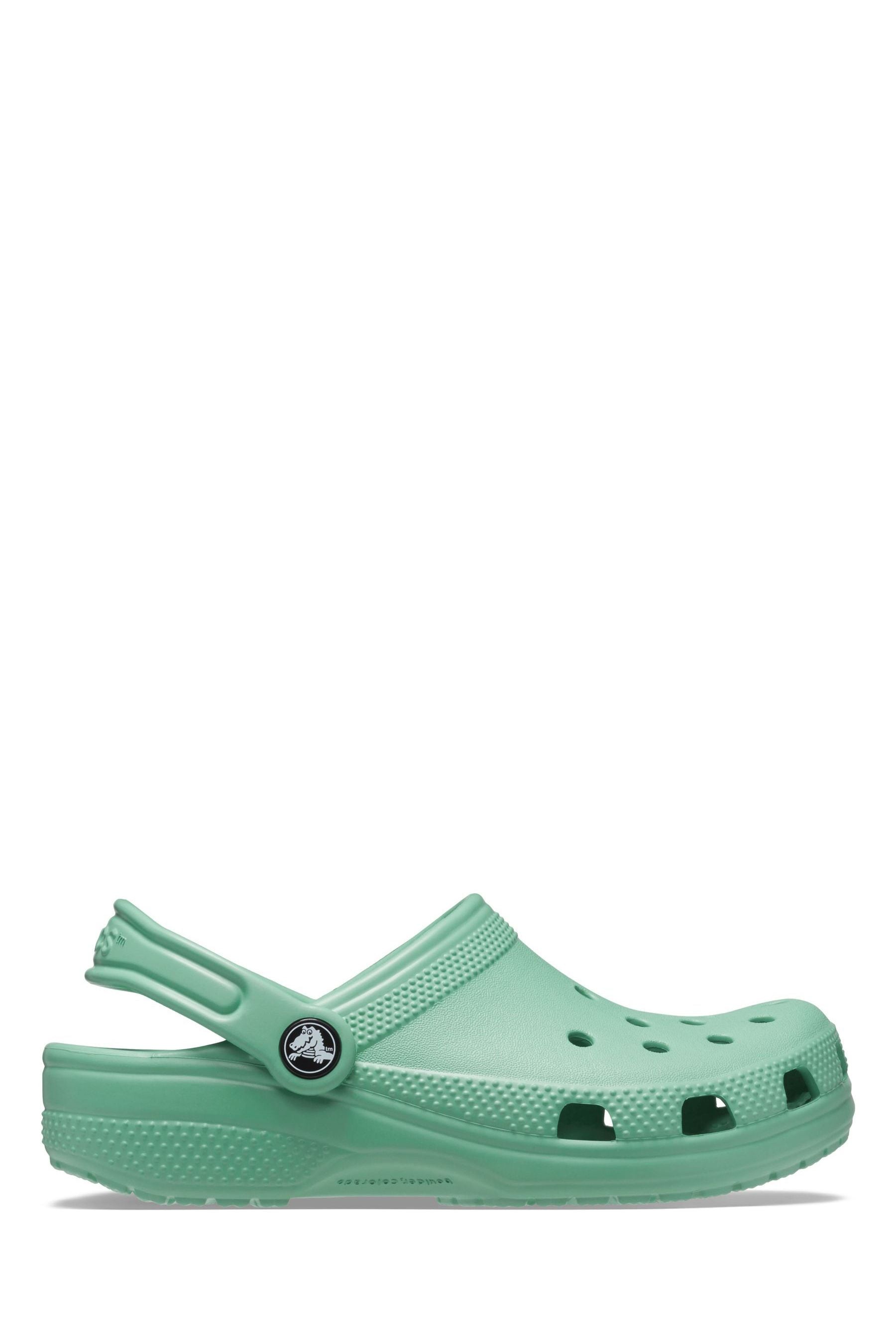 Light green shop crocs