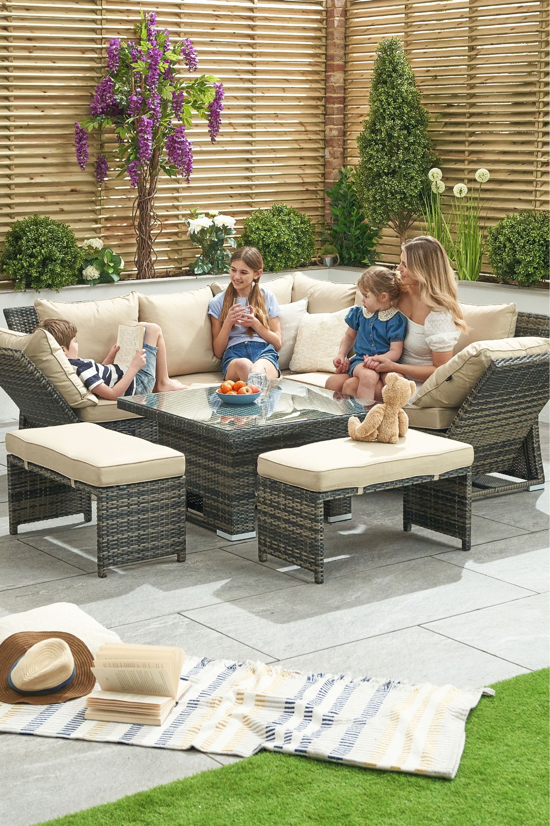Outdoor corner sofa store rising table