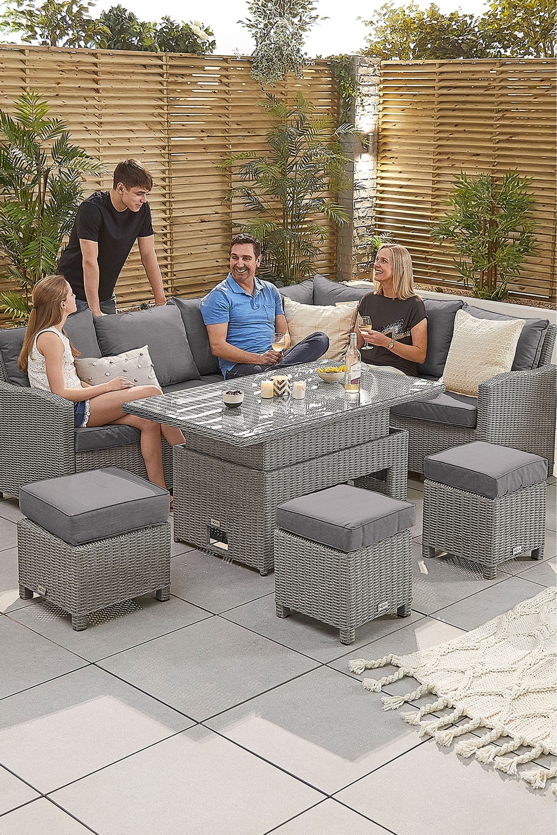 Right hand corner shop rattan dining set
