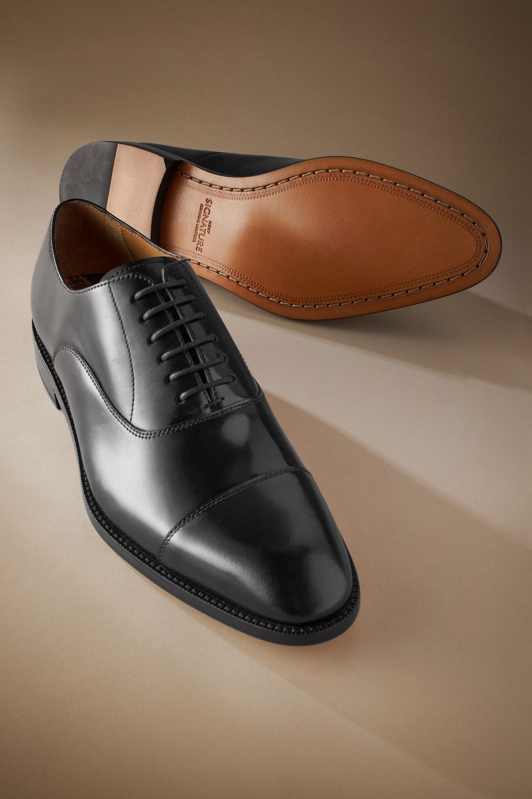 Black plain toe oxford clearance