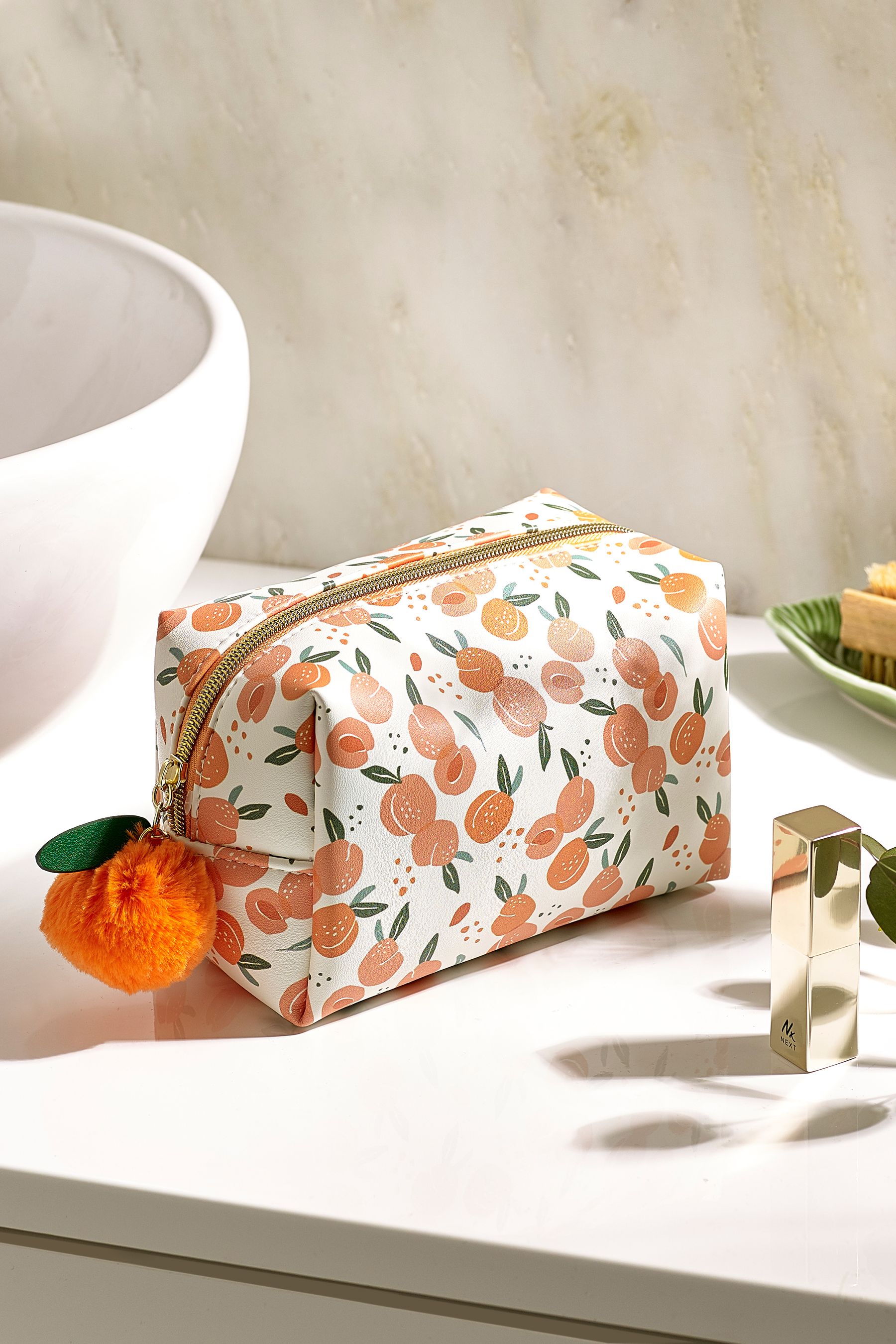 Boxy best sale makeup bag