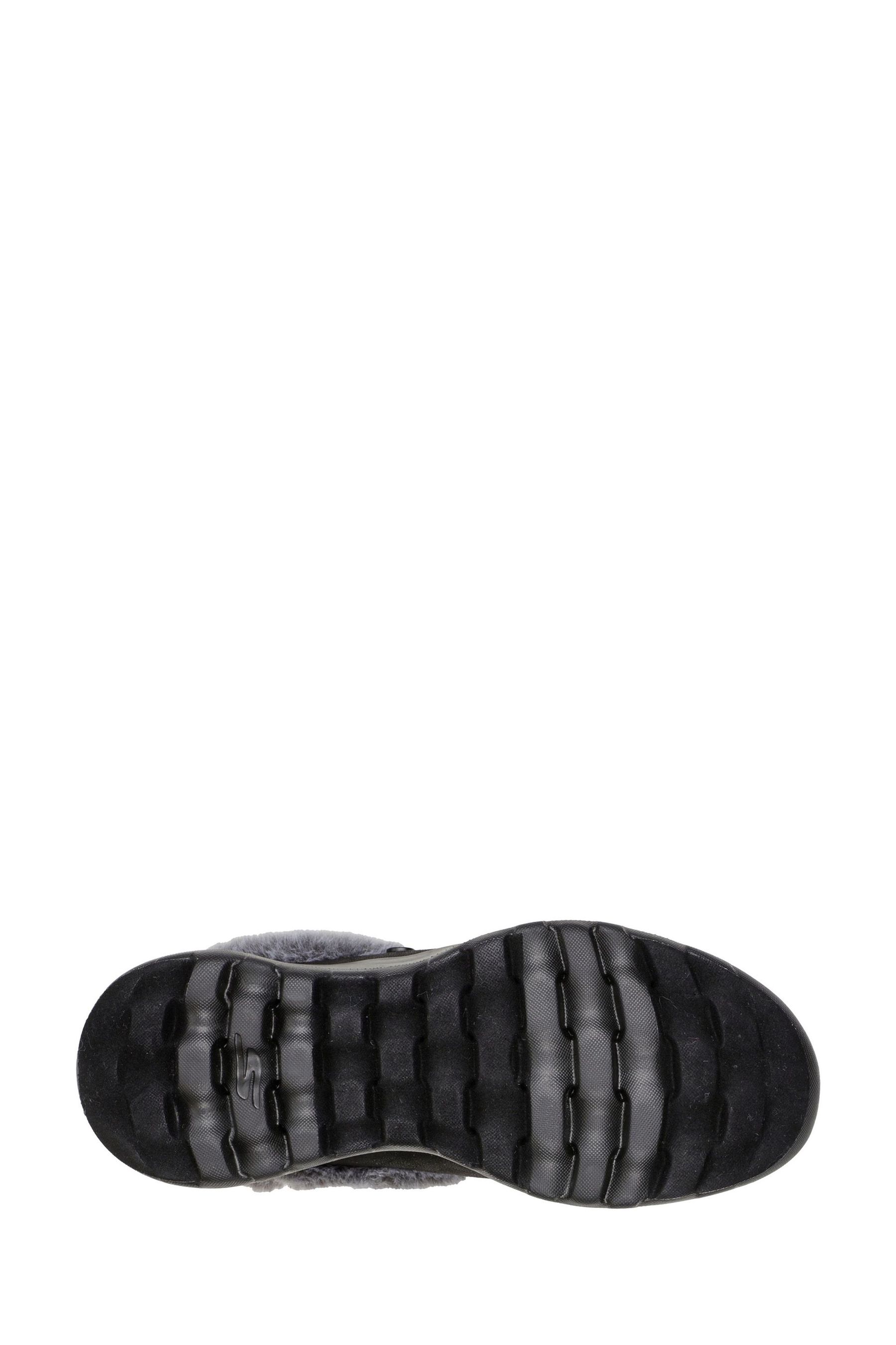 Skechers that look like vapormax store