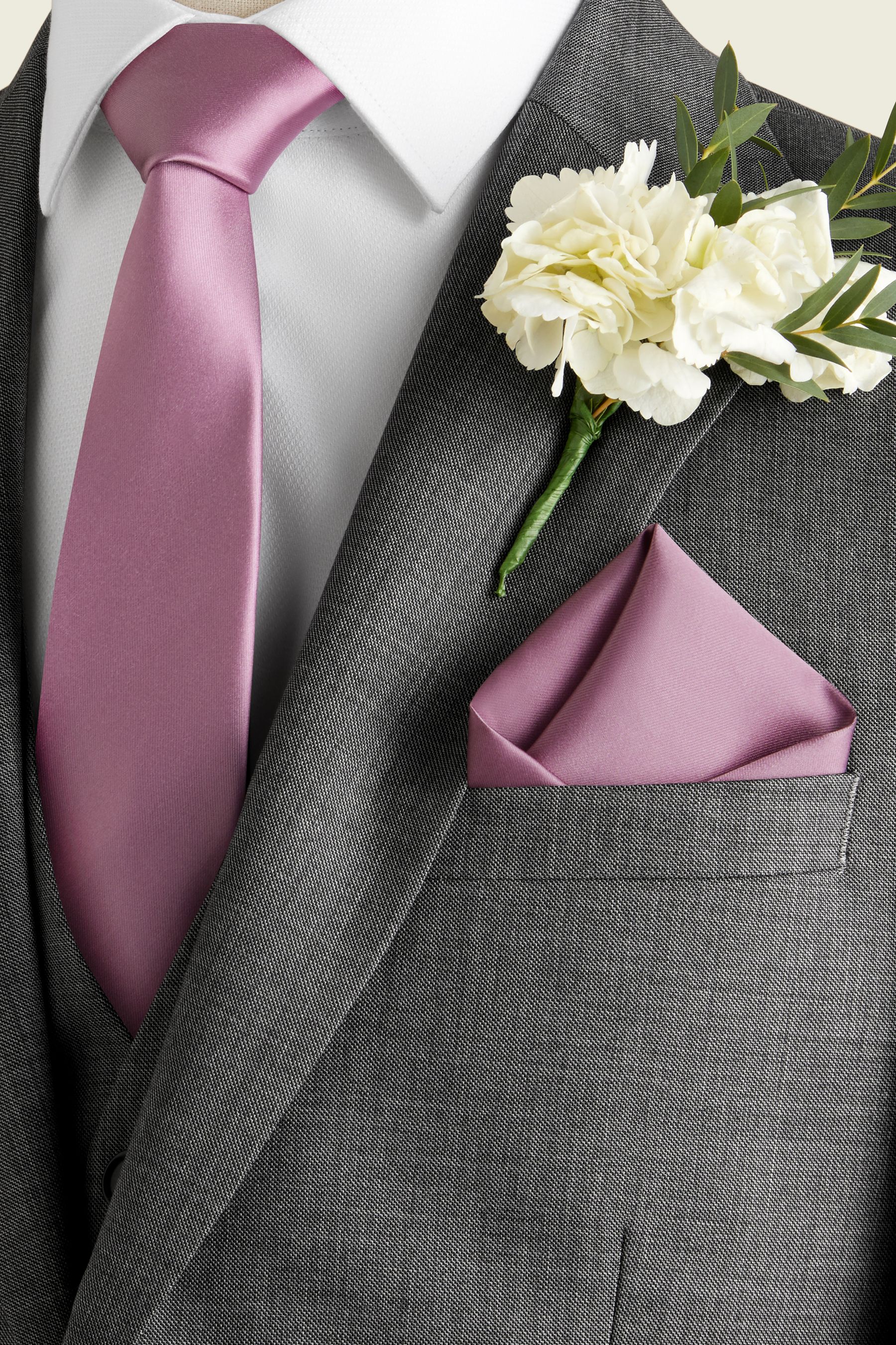 Pink tie discount