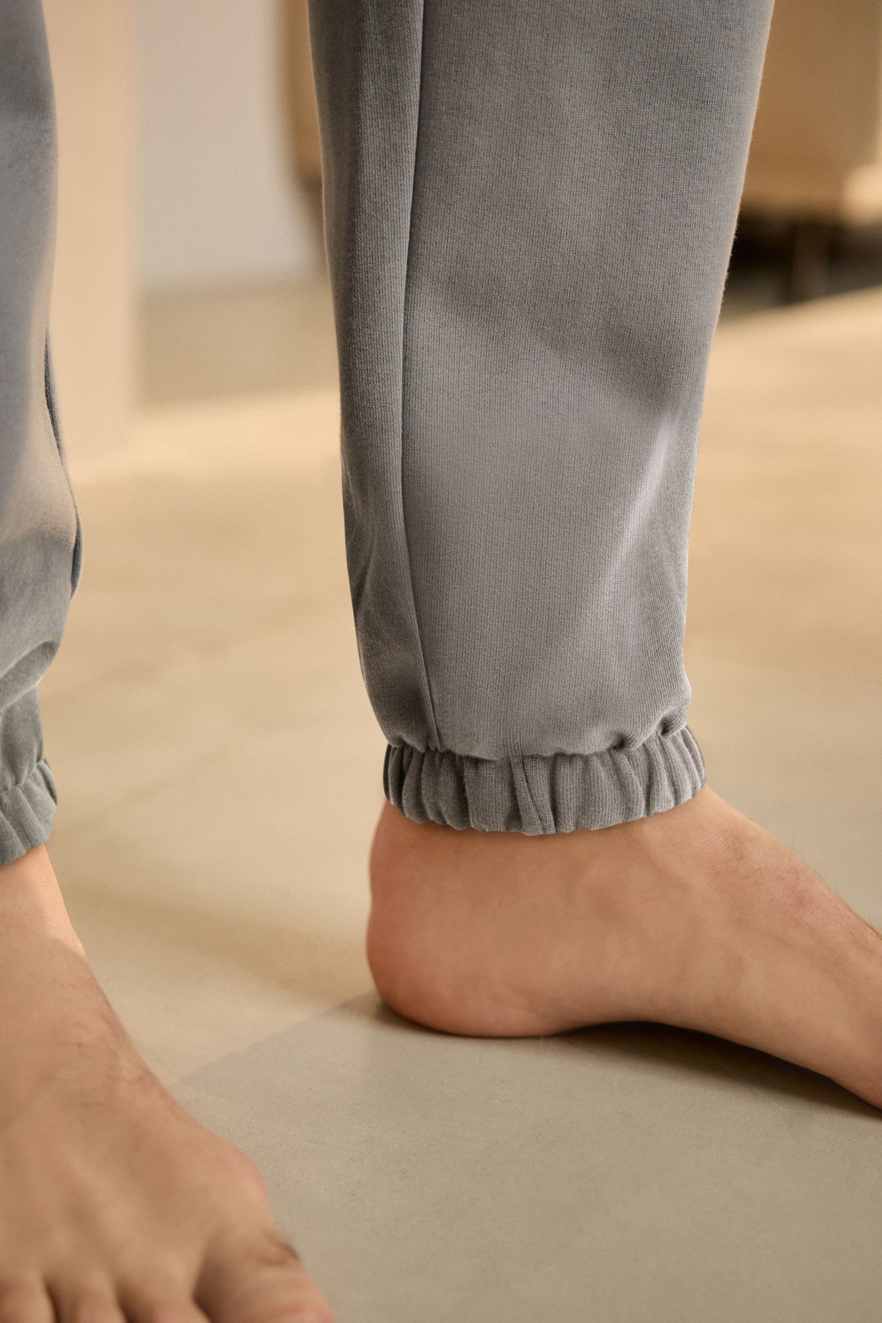 Grey cuffed hotsell sweatpants womens