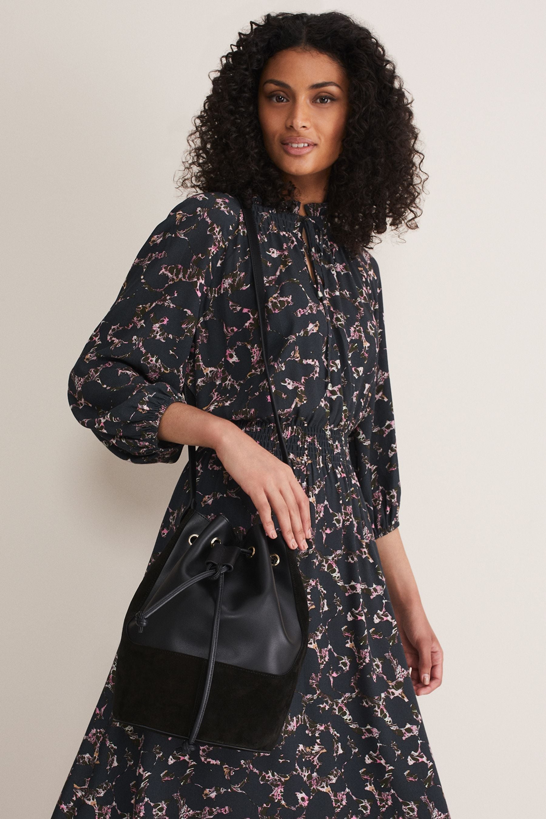 Black bucket bag uk cheap