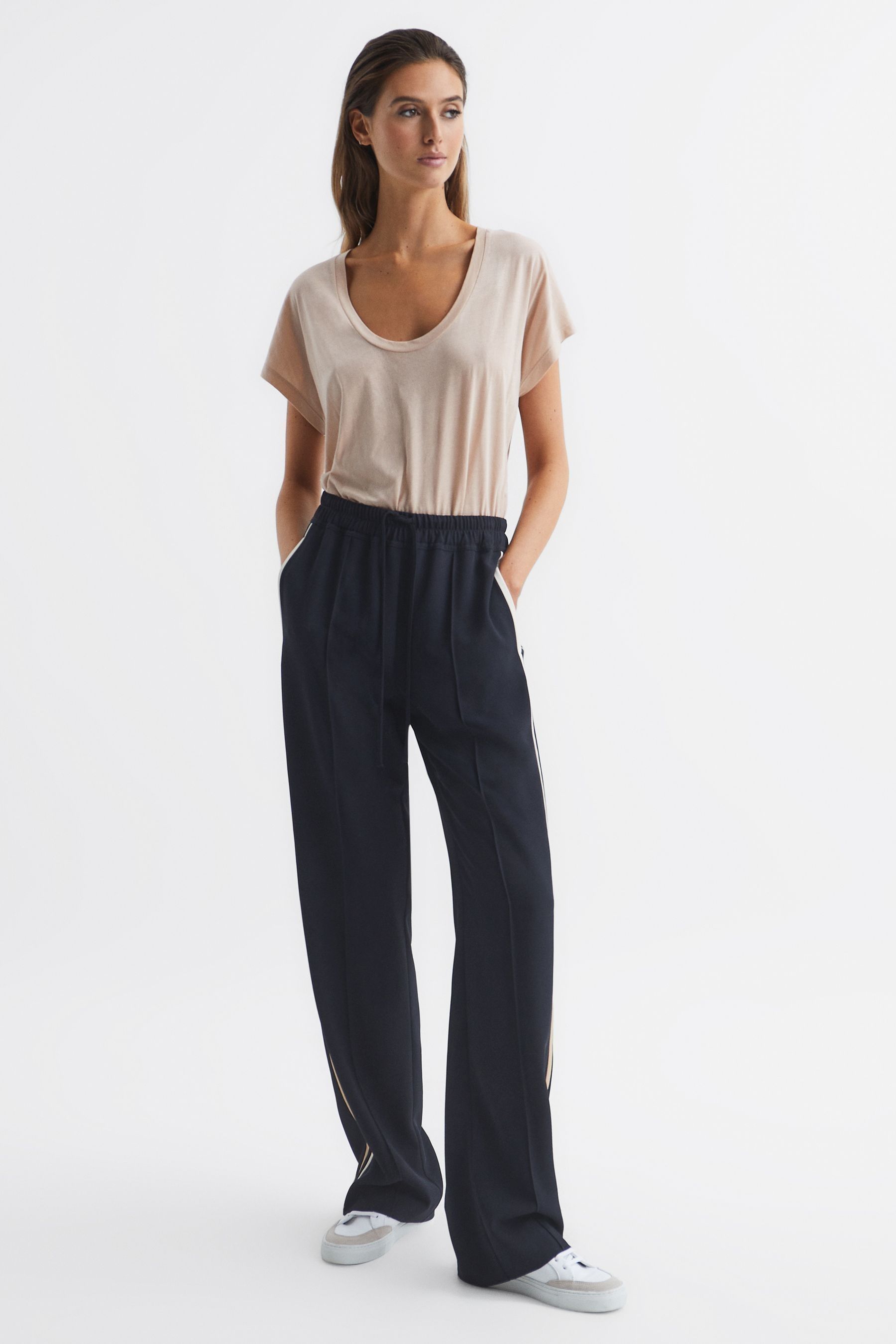 Anne klein odell flat deals