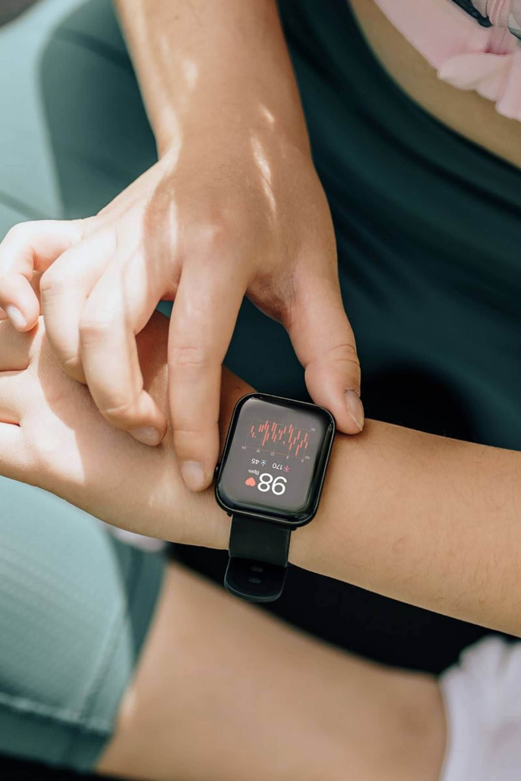 Ticwatch hybrid hotsell