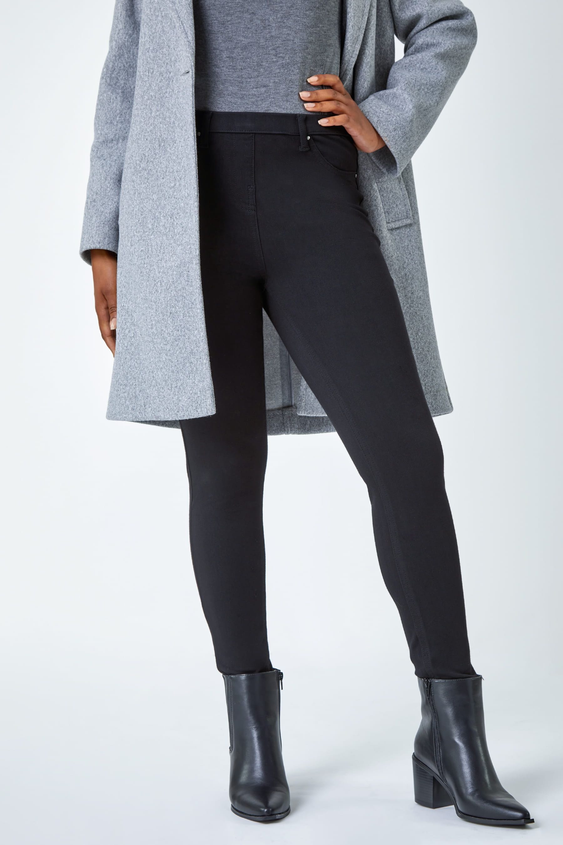 Roman Black Petite Denim Jersey Jeggings