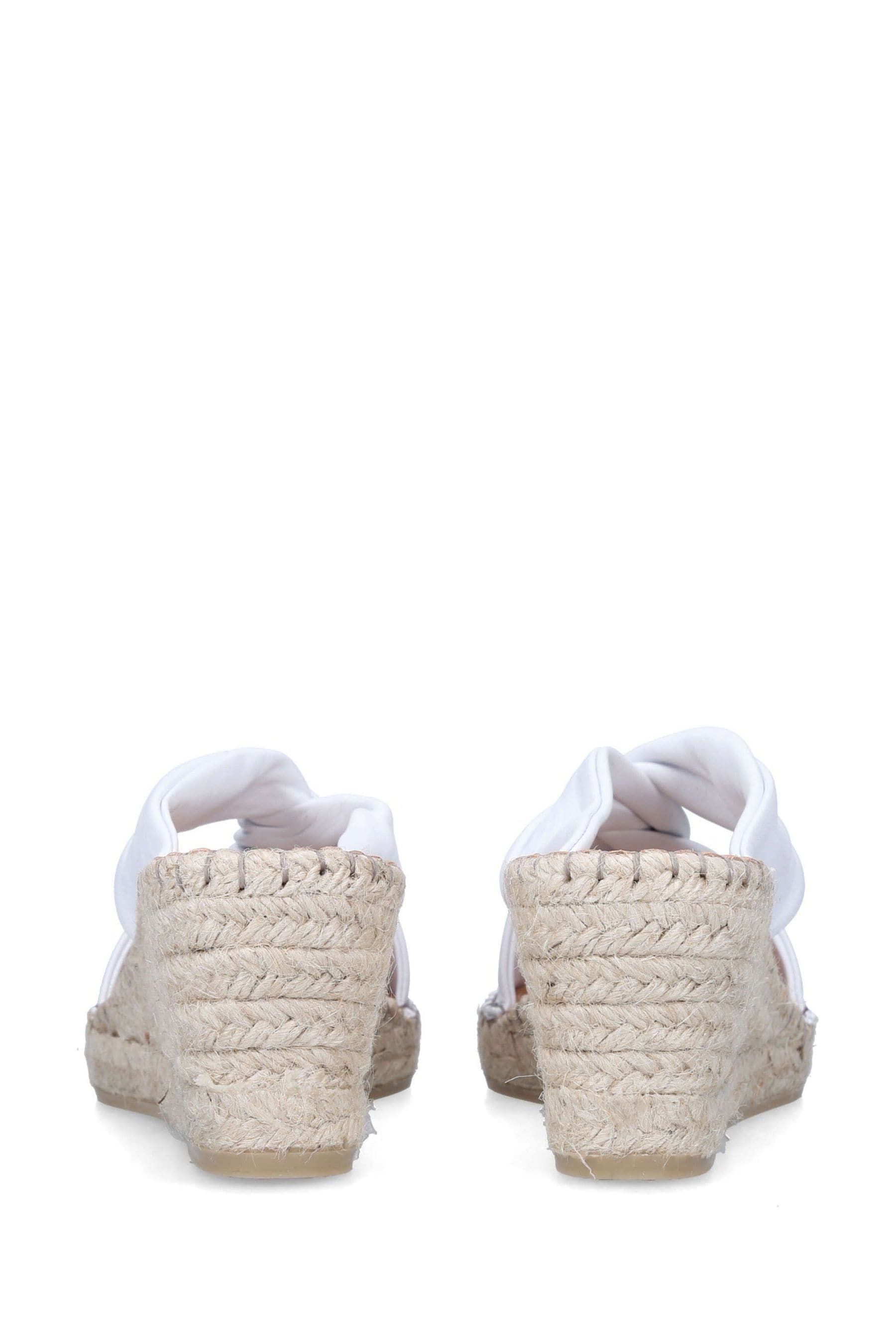 Carvela twist shop