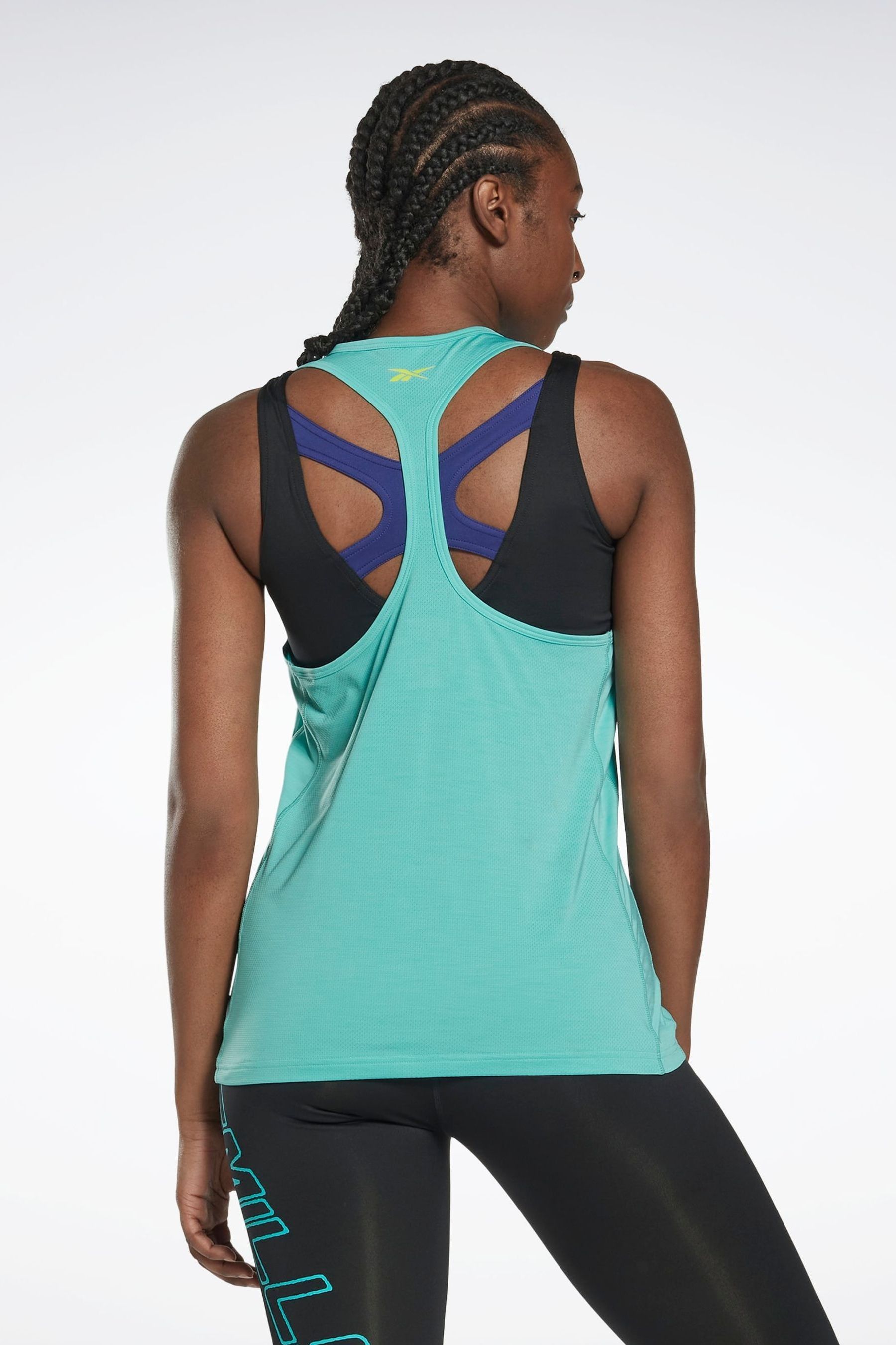 Les mills top clothing clearance